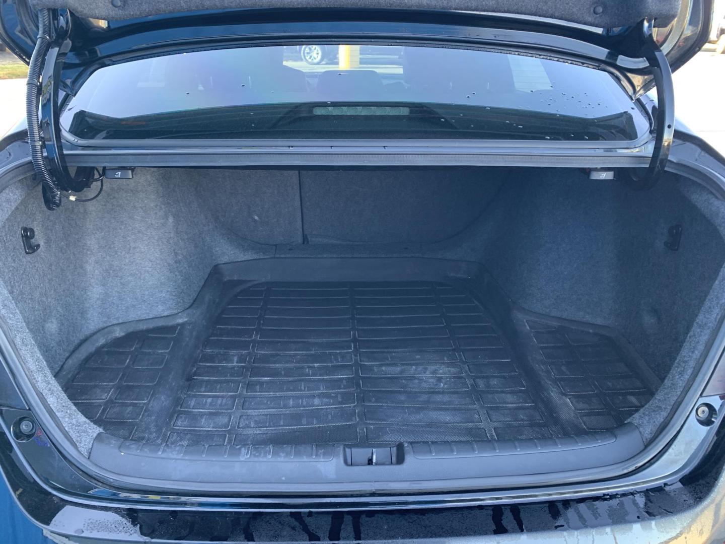 2018 BLACK /BLACK Honda Accord Sport CVT (1HGCV1F33JA) with an 1.5L L4 DOHC 16V engine, CVT transmission, located at 506 S. Kingshighway, Cape Girardeau, MO, 63703, (573) 235-5000, 37.294991, -89.553635 - 2018 Honda Accord Sport 106k Miles Front Wheel Drive 2.0L 4 Cyl. Automatic Remote Start Bluetooth Back Up Camera Cruise Power Windows/Locks/Mirrors We have financing available and we accept trades! Fill out a credit application on our website or come by today! If you - Photo#6