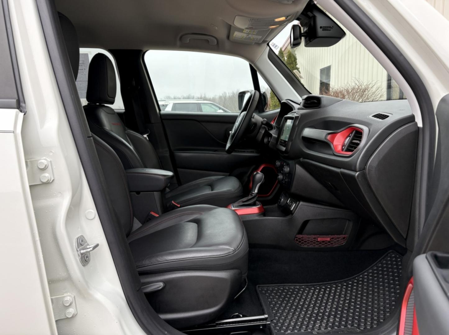 2022 WHITE /Black Jeep Renegade Trailhawk (ZACNJDC12NP) with an 1.3L 4 Cyl. engine, Automatic transmission, located at 2990 Old Orchard Rd., Jackson, MO, 63755, 37.354214, -89.612106 - 2022 Jeep Renegade Trailhawk 1-Owner 23xxx miles 4 Wheel Drive 1.3L 4 Cyl. Automatic Leather Navigation Power Driver Seat Heated Seats Heated Steering Wheel Backup Camera Bluetooth Remote Start Cruise Power Windows/Locks/Mirrors We have financing available and we accept trades! Fill - Photo#18