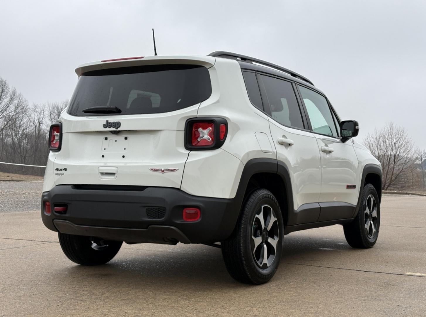 2022 WHITE /Black Jeep Renegade Trailhawk (ZACNJDC12NP) with an 1.3L 4 Cyl. engine, Automatic transmission, located at 2990 Old Orchard Rd., Jackson, MO, 63755, 37.354214, -89.612106 - 2022 Jeep Renegade Trailhawk 1-Owner 23xxx miles 4 Wheel Drive 1.3L 4 Cyl. Automatic Leather Navigation Power Driver Seat Heated Seats Heated Steering Wheel Backup Camera Bluetooth Remote Start Cruise Power Windows/Locks/Mirrors We have financing available and we accept trades! Fill - Photo#11