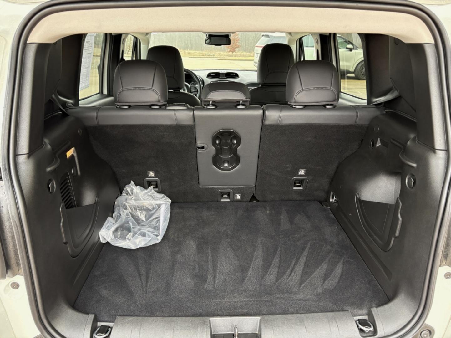 2022 WHITE /Black Jeep Renegade Trailhawk (ZACNJDC12NP) with an 1.3L 4 Cyl. engine, Automatic transmission, located at 2990 Old Orchard Rd., Jackson, MO, 63755, 37.354214, -89.612106 - 2022 Jeep Renegade Trailhawk 1-Owner 23xxx miles 4 Wheel Drive 1.3L 4 Cyl. Automatic Leather Navigation Power Driver Seat Heated Seats Heated Steering Wheel Backup Camera Bluetooth Remote Start Cruise Power Windows/Locks/Mirrors We have financing available and we accept trades! Fill - Photo#22