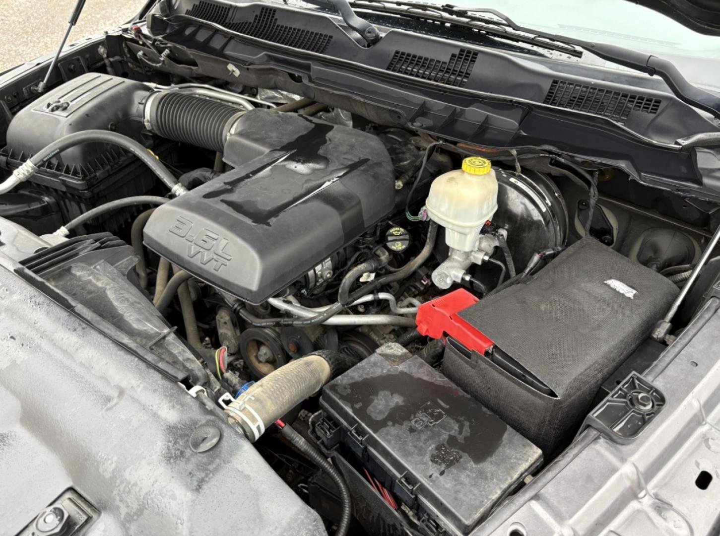 2014 GRAY /Gray RAM 1500 SLT Quad Cab 4WD (1C6RR7GG2ES) with an 3.6L V6 engine, Automatic transmission, located at 506 S. Kingshighway, Cape Girardeau, MO, 63703, (573) 235-5000, 37.294991, -89.553635 - 2014 Ram 1500 Big Horn 1-Owner 138xxx miles 4x4 3.6L V6 Automatic Power Driver Seat Bluetooth Remote Start Cruise Power Windows/Locks/Mirrors We have financing available and we accept trades! Fill out a credit application on our website or come by today! If you have any questions, give u - Photo#30