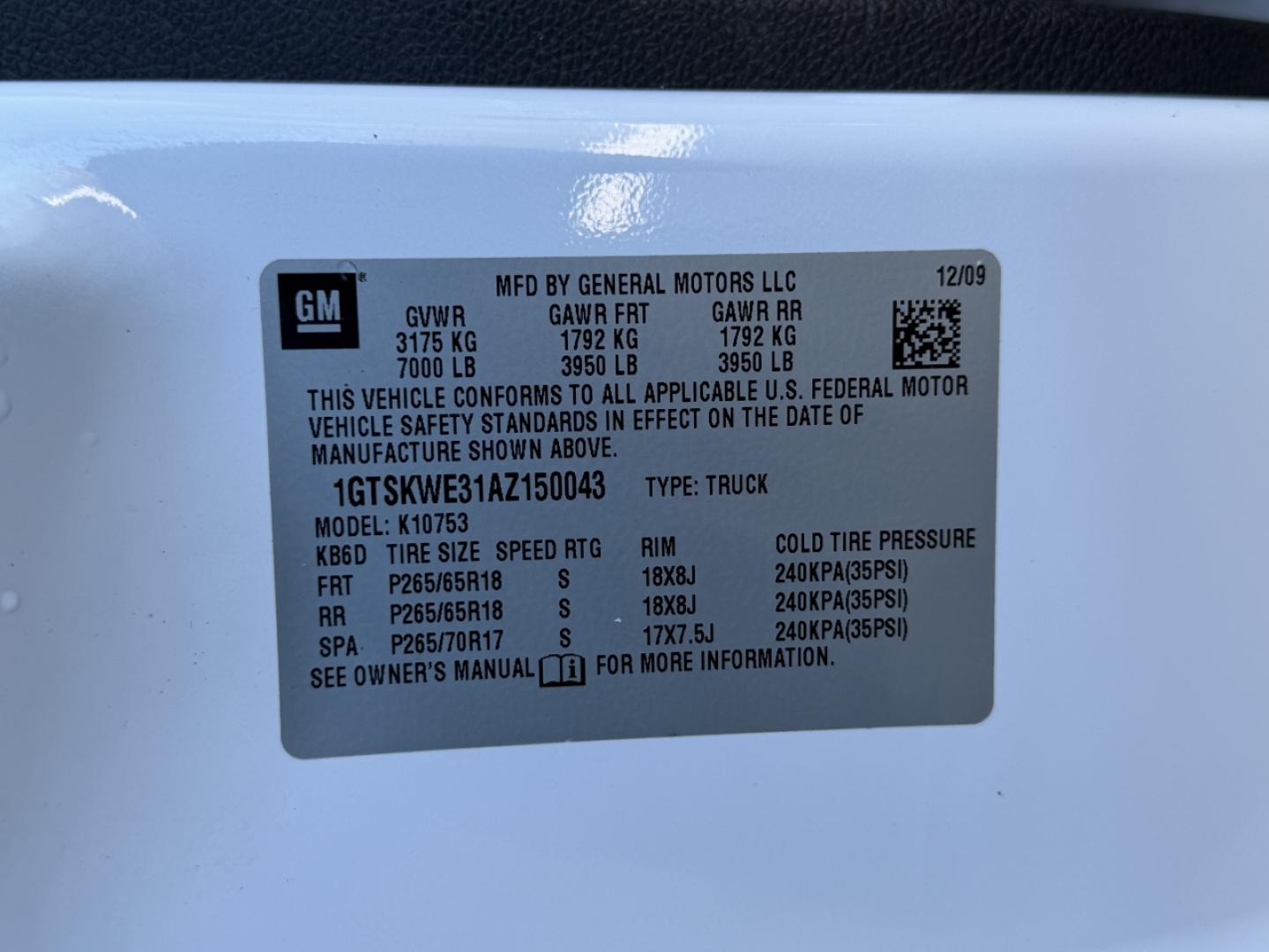 2010 WHITE /Black GMC Sierra 1500 SLT Ext. Cab 4WD (1GTSKWE31AZ) with an 5.3L V8 engine, Automatic transmission, located at 2990 Old Orchard Rd., Jackson, MO, 63755, 37.354214, -89.612106 - 2010 GMC Sierra 1500 SLT 163xxx miles 4x4 5.3L V8 Automatic Power/Heated Seats Remote Start Cruise Power Windows/Locks/Mirrors We have financing available and we accept trades! Fill out a credit application on our website or come by today! If you have any questions, give us a call at (573) - Photo#51