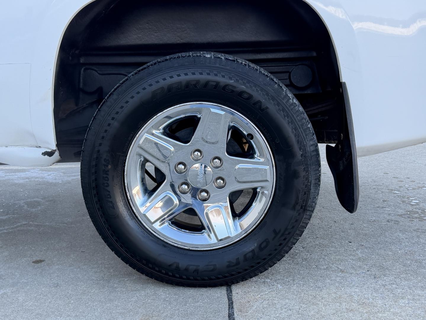 2010 WHITE /Black GMC Sierra 1500 SLT Ext. Cab 4WD (1GTSKWE31AZ) with an 5.3L V8 engine, Automatic transmission, located at 2990 Old Orchard Rd., Jackson, MO, 63755, 37.354214, -89.612106 - 2010 GMC Sierra 1500 SLT 163xxx miles 4x4 5.3L V8 Automatic Power/Heated Seats Remote Start Cruise Power Windows/Locks/Mirrors We have financing available and we accept trades! Fill out a credit application on our website or come by today! If you have any questions, give us a call at (573) - Photo#35