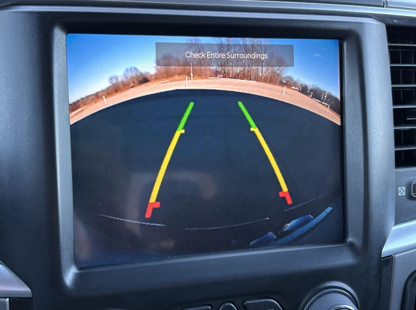 2022 WHITE /Gray RAM 1500 SLT Crew Cab SWB 4WD (3C6RR7LG1NG) with an 3.6L V6 engine, Automatic transmission, located at 2990 Old Orchard Rd., Jackson, MO, 63755, 37.354214, -89.612106 - 2022 Ram 1500 Classic SLT 1-Owner 31xxx miles 4x4 3.6L V6 Automatic Backup Camera Bluetooth Cruise Power Windows/Locks/Mirrors We have financing available and we accept trades! Fill out a credit application on our website or come by today! If you have any questions, give us a call at (573 - Photo#3