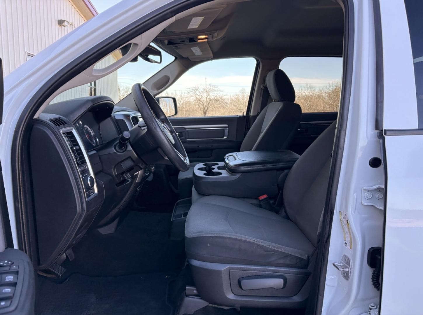 2022 WHITE /Gray RAM 1500 SLT Crew Cab SWB 4WD (3C6RR7LG1NG) with an 3.6L V6 engine, Automatic transmission, located at 2990 Old Orchard Rd., Jackson, MO, 63755, 37.354214, -89.612106 - 2022 Ram 1500 Classic SLT 1-Owner 31xxx miles 4x4 3.6L V6 Automatic Backup Camera Bluetooth Cruise Power Windows/Locks/Mirrors We have financing available and we accept trades! Fill out a credit application on our website or come by today! If you have any questions, give us a call at (573 - Photo#12