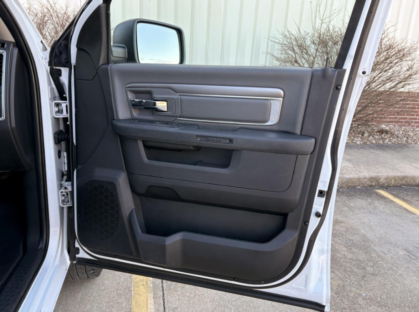 2022 WHITE /Gray RAM 1500 SLT Crew Cab SWB 4WD (3C6RR7LG1NG) with an 3.6L V6 engine, Automatic transmission, located at 2990 Old Orchard Rd., Jackson, MO, 63755, 37.354214, -89.612106 - 2022 Ram 1500 Classic SLT 1-Owner 31xxx miles 4x4 3.6L V6 Automatic Backup Camera Bluetooth Cruise Power Windows/Locks/Mirrors We have financing available and we accept trades! Fill out a credit application on our website or come by today! If you have any questions, give us a call at (573 - Photo#13