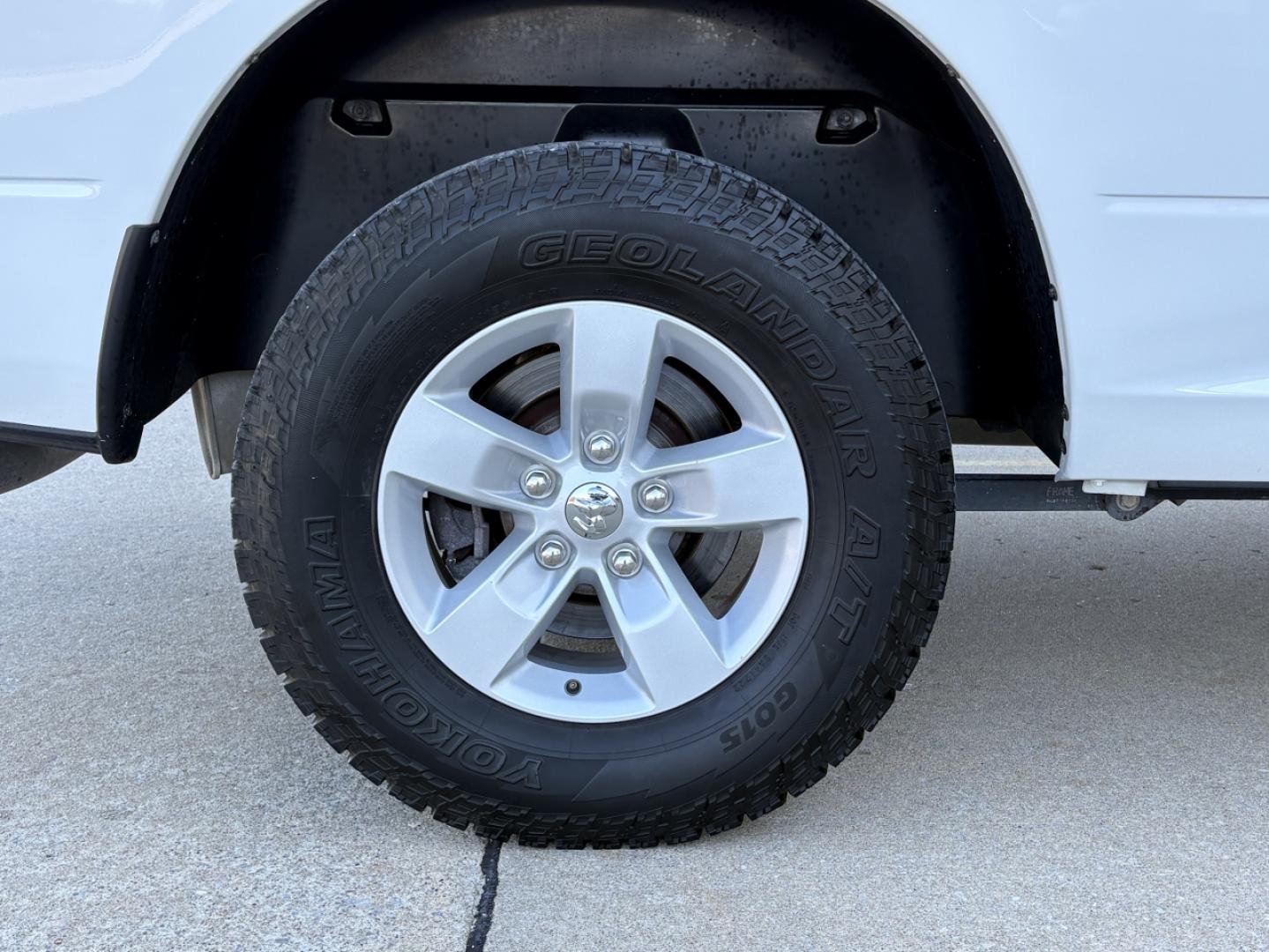 2022 WHITE /Gray RAM 1500 SLT Crew Cab SWB 4WD (3C6RR7LG1NG) with an 3.6L V6 engine, Automatic transmission, located at 2990 Old Orchard Rd., Jackson, MO, 63755, 37.354214, -89.612106 - 2022 Ram 1500 Classic SLT 1-Owner 31xxx miles 4x4 3.6L V6 Automatic Backup Camera Bluetooth Cruise Power Windows/Locks/Mirrors We have financing available and we accept trades! Fill out a credit application on our website or come by today! If you have any questions, give us a call at (573 - Photo#33