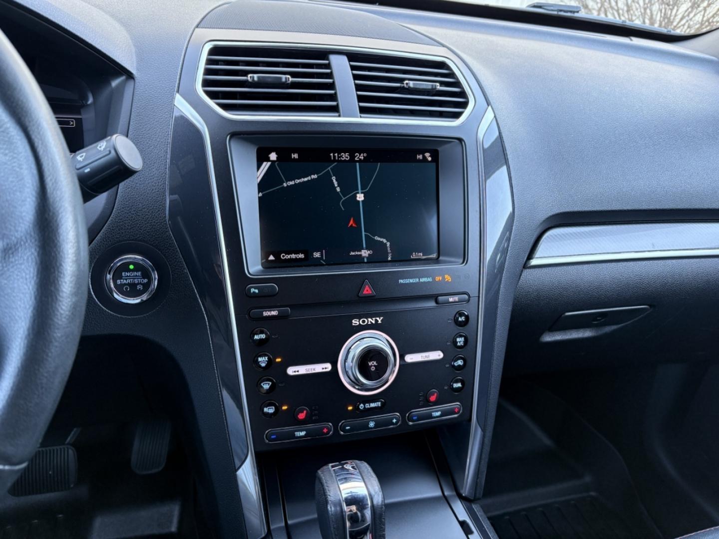 2019 GRAY /Black Ford Explorer Sport 4WD (1FM5K8GTXKG) with an 3.5L V6 engine, Automatic transmission, located at 2990 Old Orchard Rd., Jackson, MO, 63755, 37.354214, -89.612106 - 2019 Ford Explorer Sport 69xxx miles 4 Wheel Drive 3.5L V6 Automatic Leather 3rd Row Navigation Power/Heated Seats Heated Steering Wheel Backup Camera Bluetooth Remote Start Cruise Power Windows/Locks/Mirrors We have financing available and we accept trades! Fill out a credit applicat - Photo#30