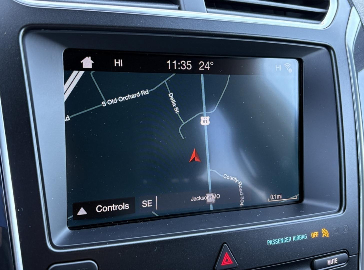 2019 GRAY /Black Ford Explorer Sport 4WD (1FM5K8GTXKG) with an 3.5L V6 engine, Automatic transmission, located at 2990 Old Orchard Rd., Jackson, MO, 63755, 37.354214, -89.612106 - 2019 Ford Explorer Sport 69xxx miles 4 Wheel Drive 3.5L V6 Automatic Leather 3rd Row Navigation Power/Heated Seats Heated Steering Wheel Backup Camera Bluetooth Remote Start Cruise Power Windows/Locks/Mirrors We have financing available and we accept trades! Fill out a credit applicat - Photo#2