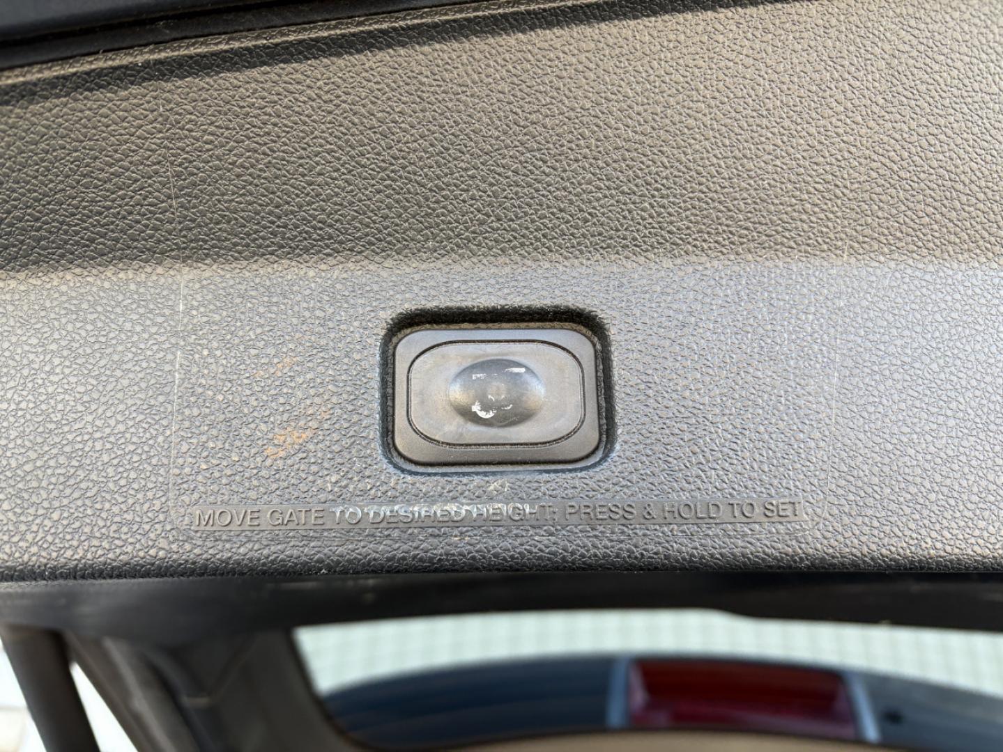 2019 GRAY /Black Ford Explorer Sport 4WD (1FM5K8GTXKG) with an 3.5L V6 engine, Automatic transmission, located at 2990 Old Orchard Rd., Jackson, MO, 63755, 37.354214, -89.612106 - 2019 Ford Explorer Sport 69xxx miles 4 Wheel Drive 3.5L V6 Automatic Leather 3rd Row Navigation Power/Heated Seats Heated Steering Wheel Backup Camera Bluetooth Remote Start Cruise Power Windows/Locks/Mirrors We have financing available and we accept trades! Fill out a credit applicat - Photo#24