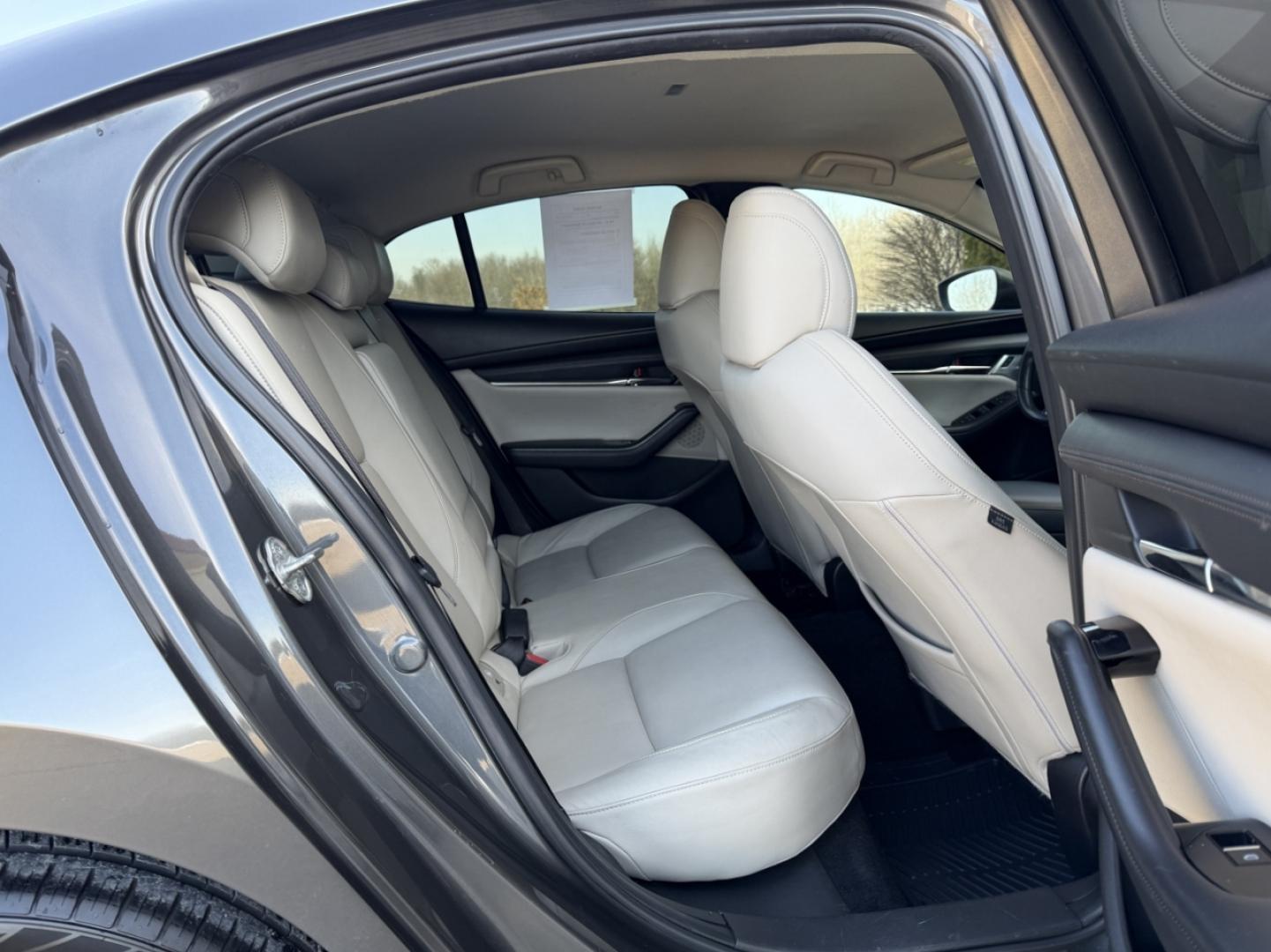 2019 GRAY /Tan Mazda MAZDA3 Preferred (JM1BPBDM6K1) with an 2.5L 4 Cyl. engine, Automatic transmission, located at 2990 Old Orchard Rd., Jackson, MO, 63755, 37.354214, -89.612106 - 2019 Mazda 3 Preferred 68xxx miles All Wheel Drive 2.5L 4 Cyl. Automatic Backup Camera Power Driver Seat Heated Seats Bluetooth Cruise Power Windows/Locks/Mirrors We have financing available and we accept trades! Fill out a credit application on our website or come by today! If you have - Photo#17