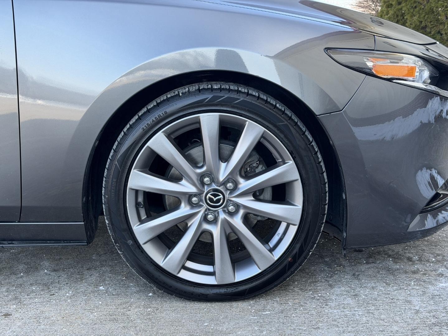 2019 GRAY /Tan Mazda MAZDA3 Preferred (JM1BPBDM6K1) with an 2.5L 4 Cyl. engine, Automatic transmission, located at 2990 Old Orchard Rd., Jackson, MO, 63755, 37.354214, -89.612106 - 2019 Mazda 3 Preferred 68xxx miles All Wheel Drive 2.5L 4 Cyl. Automatic Backup Camera Power Driver Seat Heated Seats Bluetooth Cruise Power Windows/Locks/Mirrors We have financing available and we accept trades! Fill out a credit application on our website or come by today! If you have - Photo#37