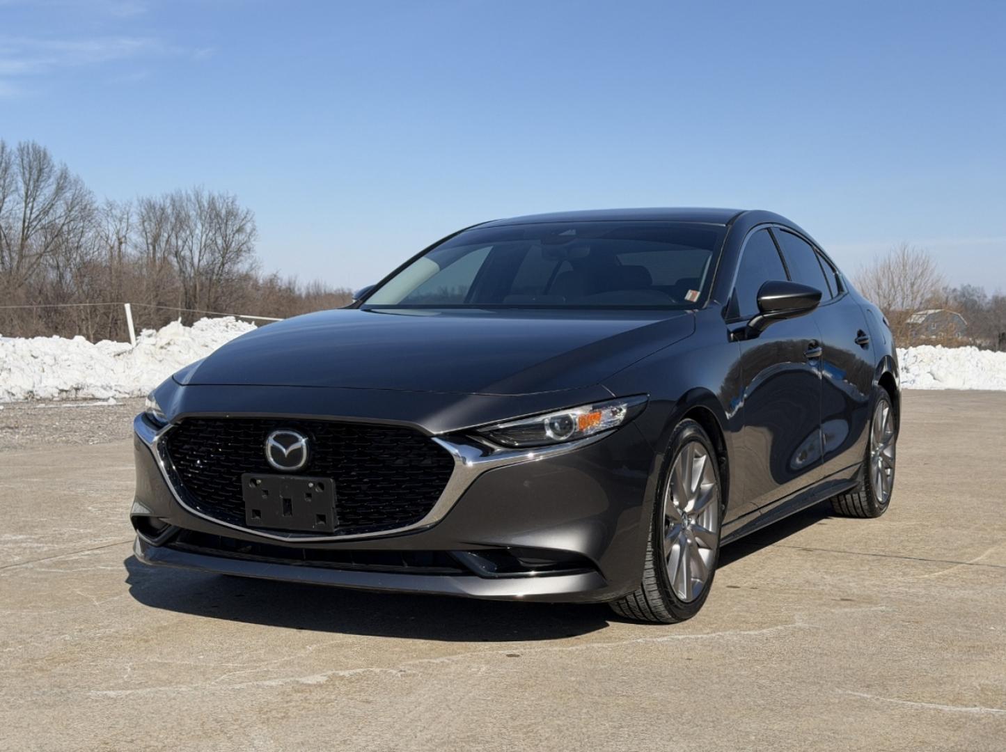 2019 GRAY /Tan Mazda MAZDA3 Preferred (JM1BPBDM6K1) with an 2.5L 4 Cyl. engine, Automatic transmission, located at 2990 Old Orchard Rd., Jackson, MO, 63755, 37.354214, -89.612106 - 2019 Mazda 3 Preferred 68xxx miles All Wheel Drive 2.5L 4 Cyl. Automatic Backup Camera Power Driver Seat Heated Seats Bluetooth Cruise Power Windows/Locks/Mirrors We have financing available and we accept trades! Fill out a credit application on our website or come by today! If you have - Photo#5