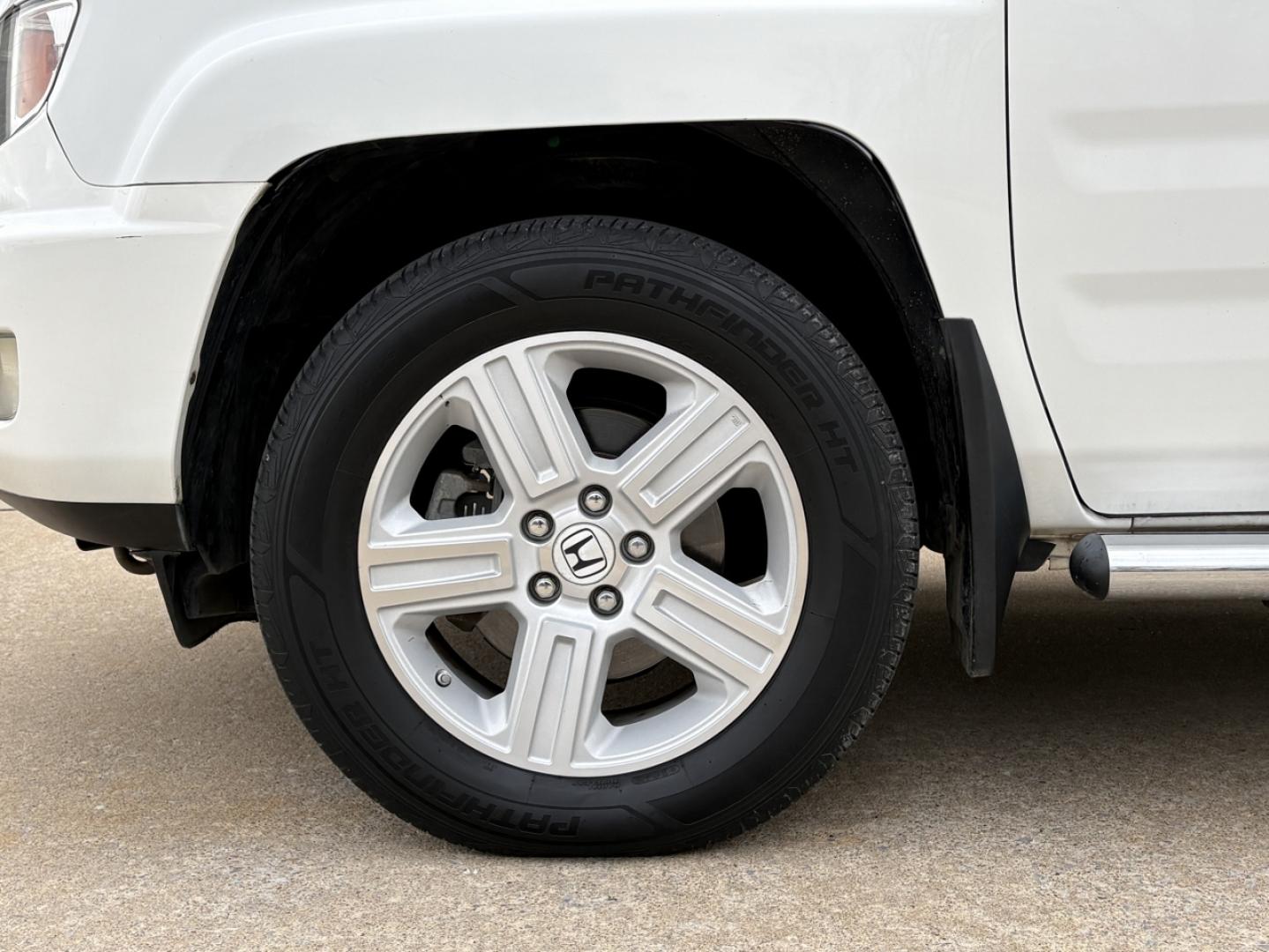 2013 WHITE /Gray Honda Ridgeline RTL (5FPYK1F50DB) with an 3.5L V6 engine, Automatic transmission, located at 2990 Old Orchard Rd., Jackson, MO, 63755, 37.354214, -89.612106 - 2013 Honda Ridgeline RTL 80xxx miles 4x4 3.5L V6 Automatic Leather Navigation Power/Heated Seats Backup Camera Sunroof Cruise Power Windows/Locks/Mirrors We have financing available and we accept trades! Fill out a credit application on our website or come by today! If you have any ques - Photo#35