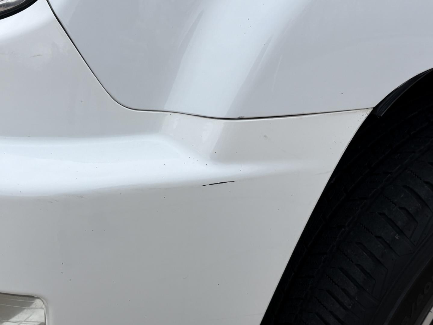 2013 WHITE /Gray Honda Ridgeline RTL (5FPYK1F50DB) with an 3.5L V6 engine, Automatic transmission, located at 2990 Old Orchard Rd., Jackson, MO, 63755, 37.354214, -89.612106 - 2013 Honda Ridgeline RTL 80xxx miles 4x4 3.5L V6 Automatic Leather Navigation Power/Heated Seats Backup Camera Sunroof Cruise Power Windows/Locks/Mirrors We have financing available and we accept trades! Fill out a credit application on our website or come by today! If you have any ques - Photo#40