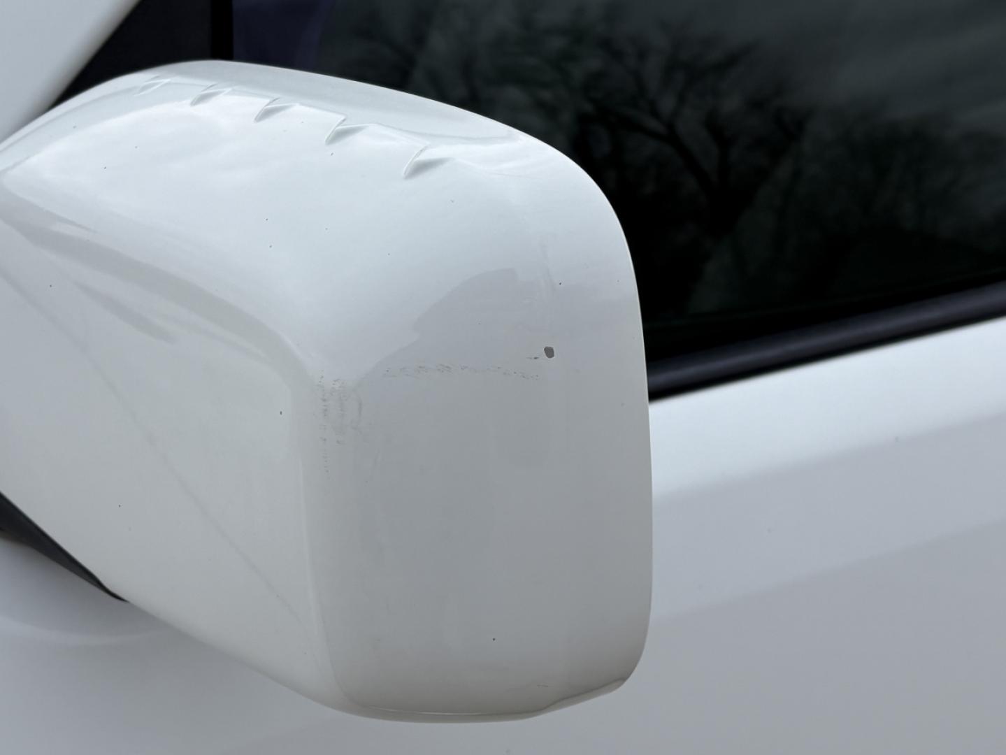 2013 WHITE /Gray Honda Ridgeline RTL (5FPYK1F50DB) with an 3.5L V6 engine, Automatic transmission, located at 2990 Old Orchard Rd., Jackson, MO, 63755, 37.354214, -89.612106 - 2013 Honda Ridgeline RTL 80xxx miles 4x4 3.5L V6 Automatic Leather Navigation Power/Heated Seats Backup Camera Sunroof Cruise Power Windows/Locks/Mirrors We have financing available and we accept trades! Fill out a credit application on our website or come by today! If you have any ques - Photo#41