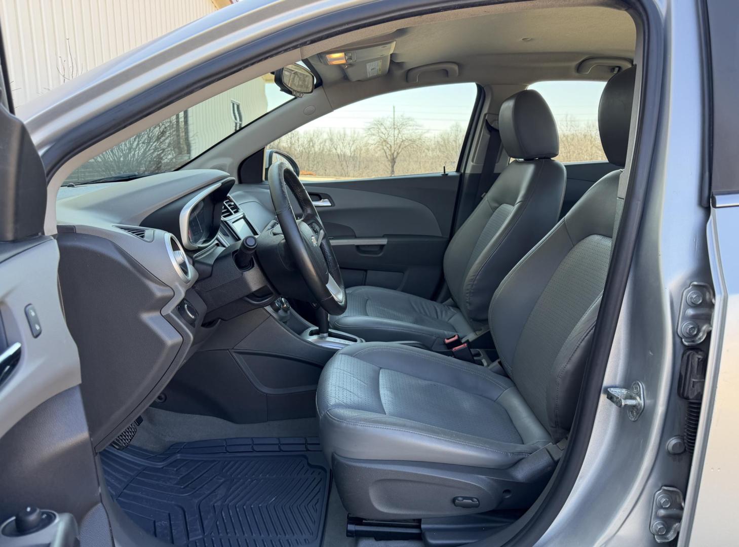 2017 SILVER /Gray Chevrolet Sonic Premier (1G1JF5SB5H4) with an 1.4L 4 Cyl. TURBO engine, Automatic transmission, located at 2990 Old Orchard Rd., Jackson, MO, 63755, 37.354214, -89.612106 - 2017 Chevrolet Sonic Premier 138xxx miles Front Wheel Drive 1.4L 4 Cyl. Automatic Leather Backup Camera Power Driver Seat Heated Seats Heated Steering Wheel Bluetooth Remote Start Cruise Power Windows/Locks/Mirrors We have financing available and we accept trades! Fill out a credit app - Photo#12