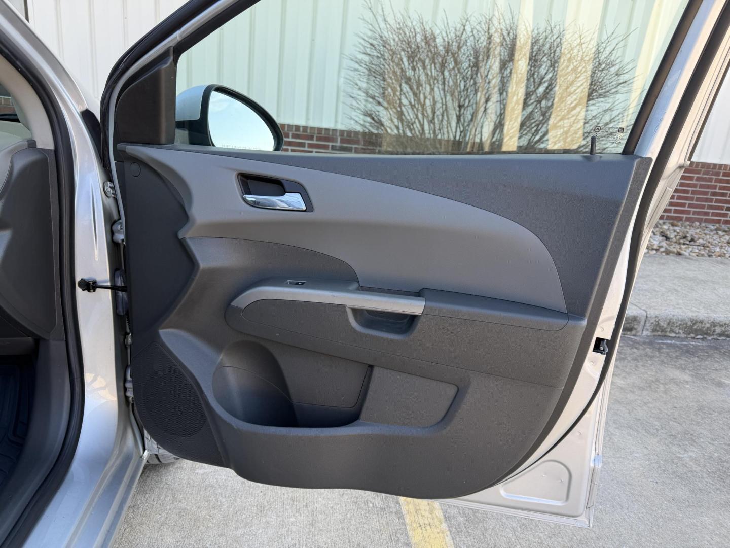 2017 SILVER /Gray Chevrolet Sonic Premier (1G1JF5SB5H4) with an 1.4L 4 Cyl. TURBO engine, Automatic transmission, located at 2990 Old Orchard Rd., Jackson, MO, 63755, 37.354214, -89.612106 - 2017 Chevrolet Sonic Premier 138xxx miles Front Wheel Drive 1.4L 4 Cyl. Automatic Leather Backup Camera Power Driver Seat Heated Seats Heated Steering Wheel Bluetooth Remote Start Cruise Power Windows/Locks/Mirrors We have financing available and we accept trades! Fill out a credit app - Photo#13