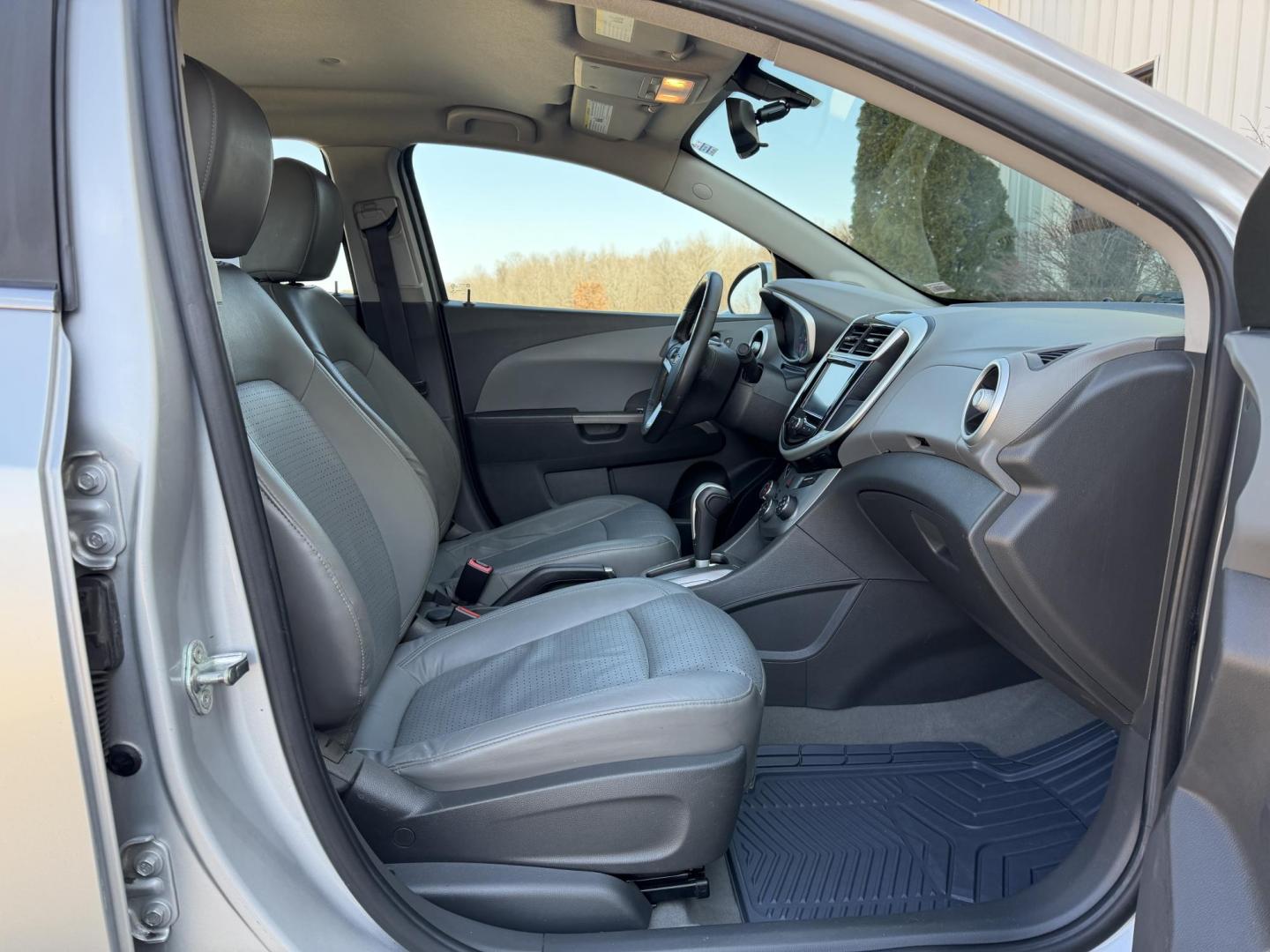 2017 SILVER /Gray Chevrolet Sonic Premier (1G1JF5SB5H4) with an 1.4L 4 Cyl. TURBO engine, Automatic transmission, located at 2990 Old Orchard Rd., Jackson, MO, 63755, 37.354214, -89.612106 - 2017 Chevrolet Sonic Premier 138xxx miles Front Wheel Drive 1.4L 4 Cyl. Automatic Leather Backup Camera Power Driver Seat Heated Seats Heated Steering Wheel Bluetooth Remote Start Cruise Power Windows/Locks/Mirrors We have financing available and we accept trades! Fill out a credit app - Photo#14