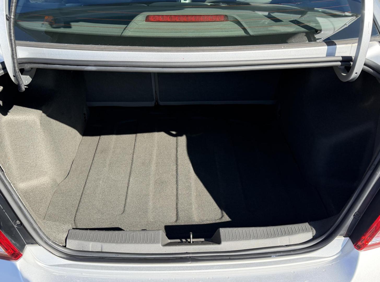 2017 SILVER /Gray Chevrolet Sonic Premier (1G1JF5SB5H4) with an 1.4L 4 Cyl. TURBO engine, Automatic transmission, located at 2990 Old Orchard Rd., Jackson, MO, 63755, 37.354214, -89.612106 - 2017 Chevrolet Sonic Premier 138xxx miles Front Wheel Drive 1.4L 4 Cyl. Automatic Leather Backup Camera Power Driver Seat Heated Seats Heated Steering Wheel Bluetooth Remote Start Cruise Power Windows/Locks/Mirrors We have financing available and we accept trades! Fill out a credit app - Photo#18