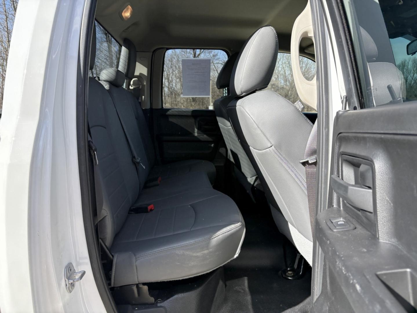 2019 WHITE /Gray RAM 1500 Tradesman Quad Cab 4WD (1C6RR7FG5KS) with an 3.6L V6 engine, Automatic transmission, located at 2990 Old Orchard Rd., Jackson, MO, 63755, 37.354214, -89.612106 - 2019 Ram 1500 Classic Tradesman 1-Owner 104xxx miles 4x4 3.6L V8 Automatic Vinyl Seats Backup Camera Bluetooth Cruise Power Windows/Locks/Mirrors We have financing available and we accept trades! Fill out a credit application on our website or come by today! If you have any questions, gi - Photo#16