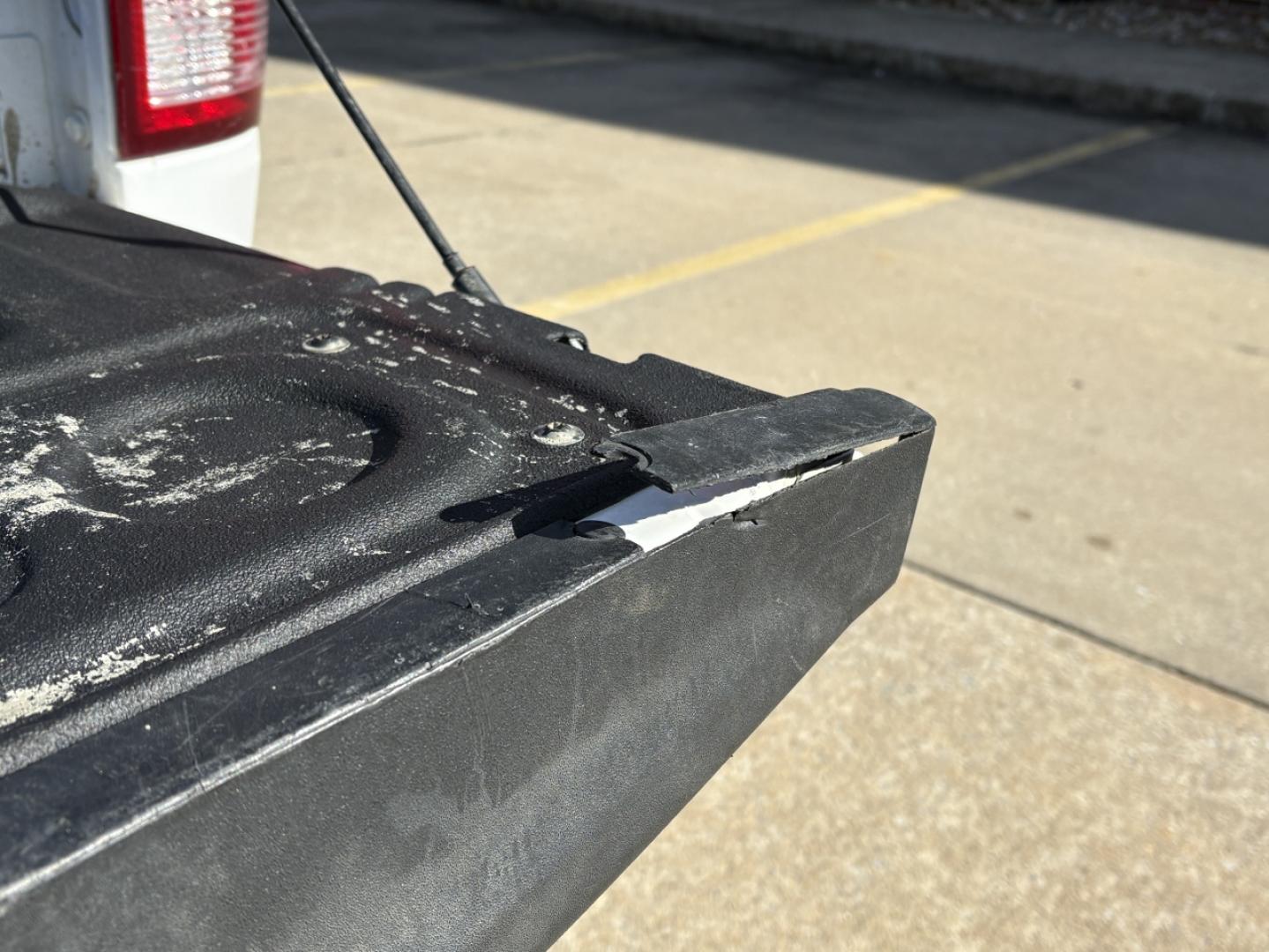 2019 WHITE /Gray RAM 1500 Tradesman Quad Cab 4WD (1C6RR7FG5KS) with an 3.6L V6 engine, Automatic transmission, located at 2990 Old Orchard Rd., Jackson, MO, 63755, 37.354214, -89.612106 - 2019 Ram 1500 Classic Tradesman 1-Owner 104xxx miles 4x4 3.6L V8 Automatic Vinyl Seats Backup Camera Bluetooth Cruise Power Windows/Locks/Mirrors We have financing available and we accept trades! Fill out a credit application on our website or come by today! If you have any questions, gi - Photo#34