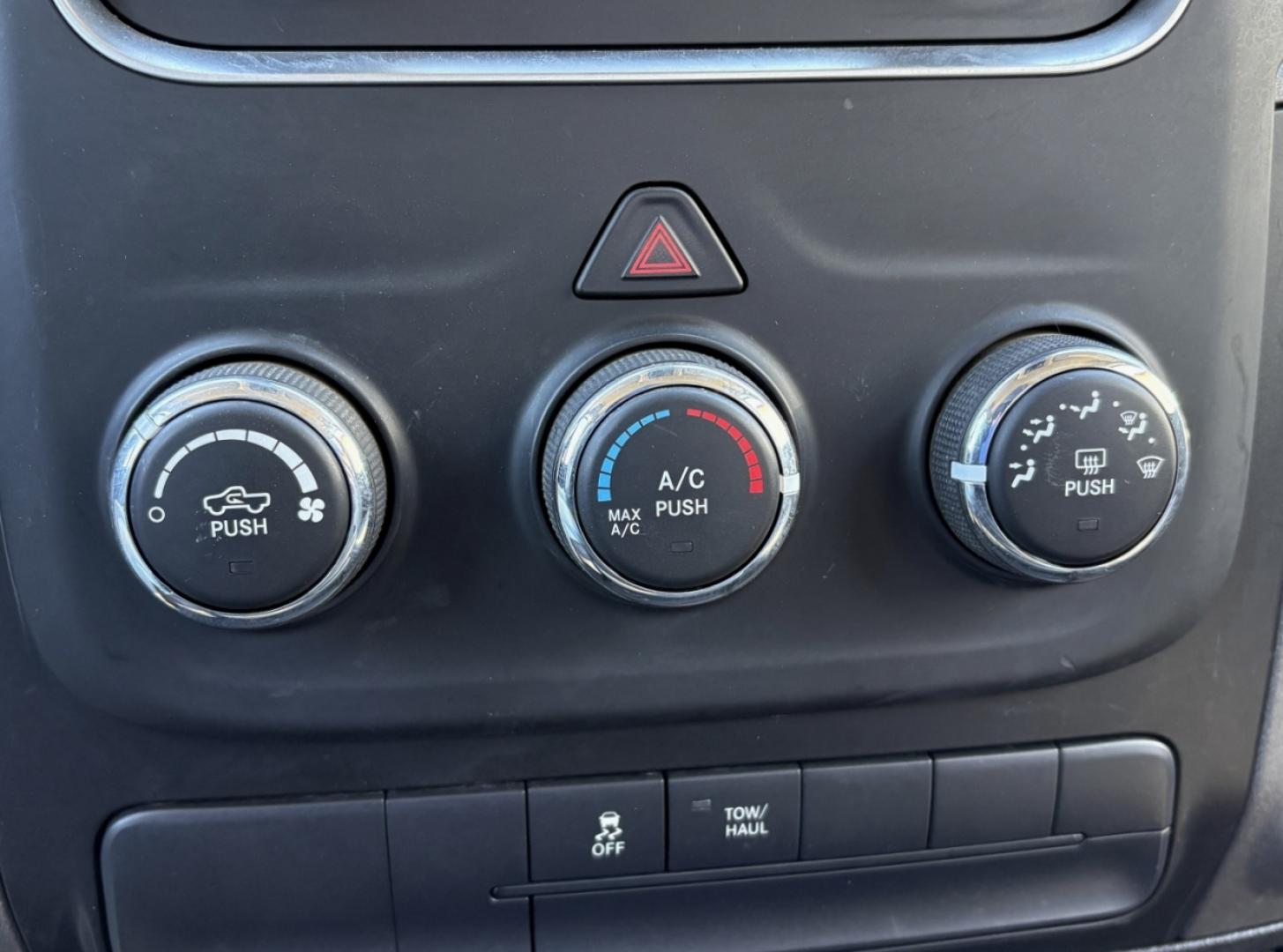 2019 WHITE /Gray RAM 1500 Tradesman Quad Cab 4WD (1C6RR7FG5KS) with an 3.6L V6 engine, Automatic transmission, located at 2990 Old Orchard Rd., Jackson, MO, 63755, 37.354214, -89.612106 - 2019 Ram 1500 Classic Tradesman 1-Owner 104xxx miles 4x4 3.6L V8 Automatic Vinyl Seats Backup Camera Bluetooth Cruise Power Windows/Locks/Mirrors We have financing available and we accept trades! Fill out a credit application on our website or come by today! If you have any questions, gi - Photo#23