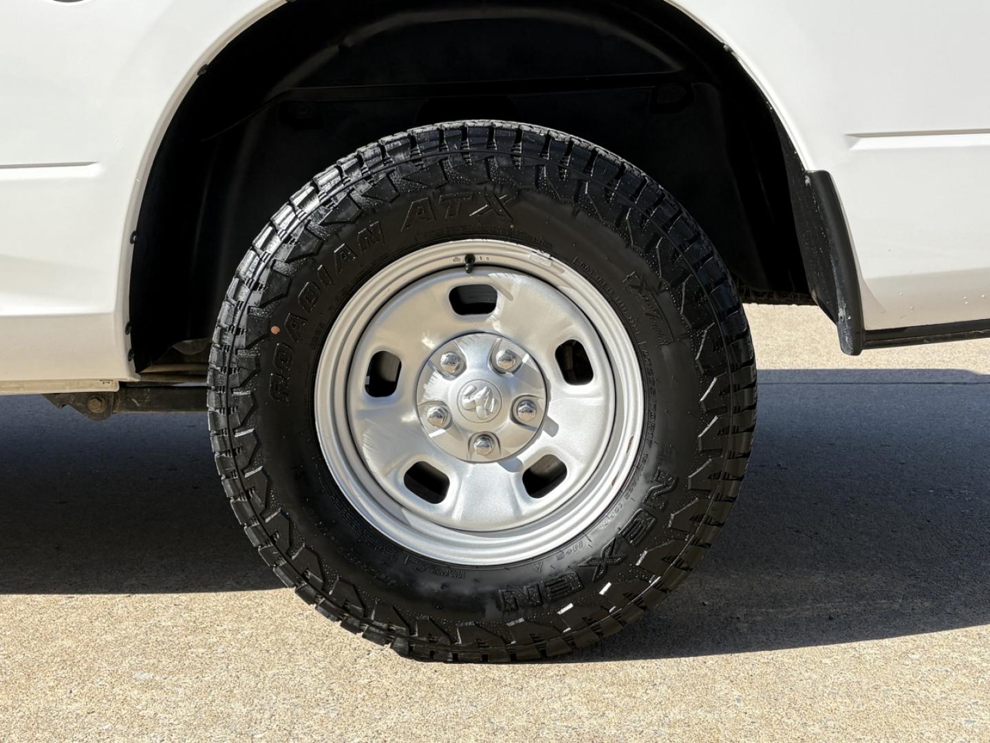 2019 WHITE /Gray RAM 1500 Tradesman Quad Cab 4WD (1C6RR7FG5KS) with an 3.6L V6 engine, Automatic transmission, located at 2990 Old Orchard Rd., Jackson, MO, 63755, 37.354214, -89.612106 - 2019 Ram 1500 Classic Tradesman 1-Owner 104xxx miles 4x4 3.6L V8 Automatic Vinyl Seats Backup Camera Bluetooth Cruise Power Windows/Locks/Mirrors We have financing available and we accept trades! Fill out a credit application on our website or come by today! If you have any questions, gi - Photo#31