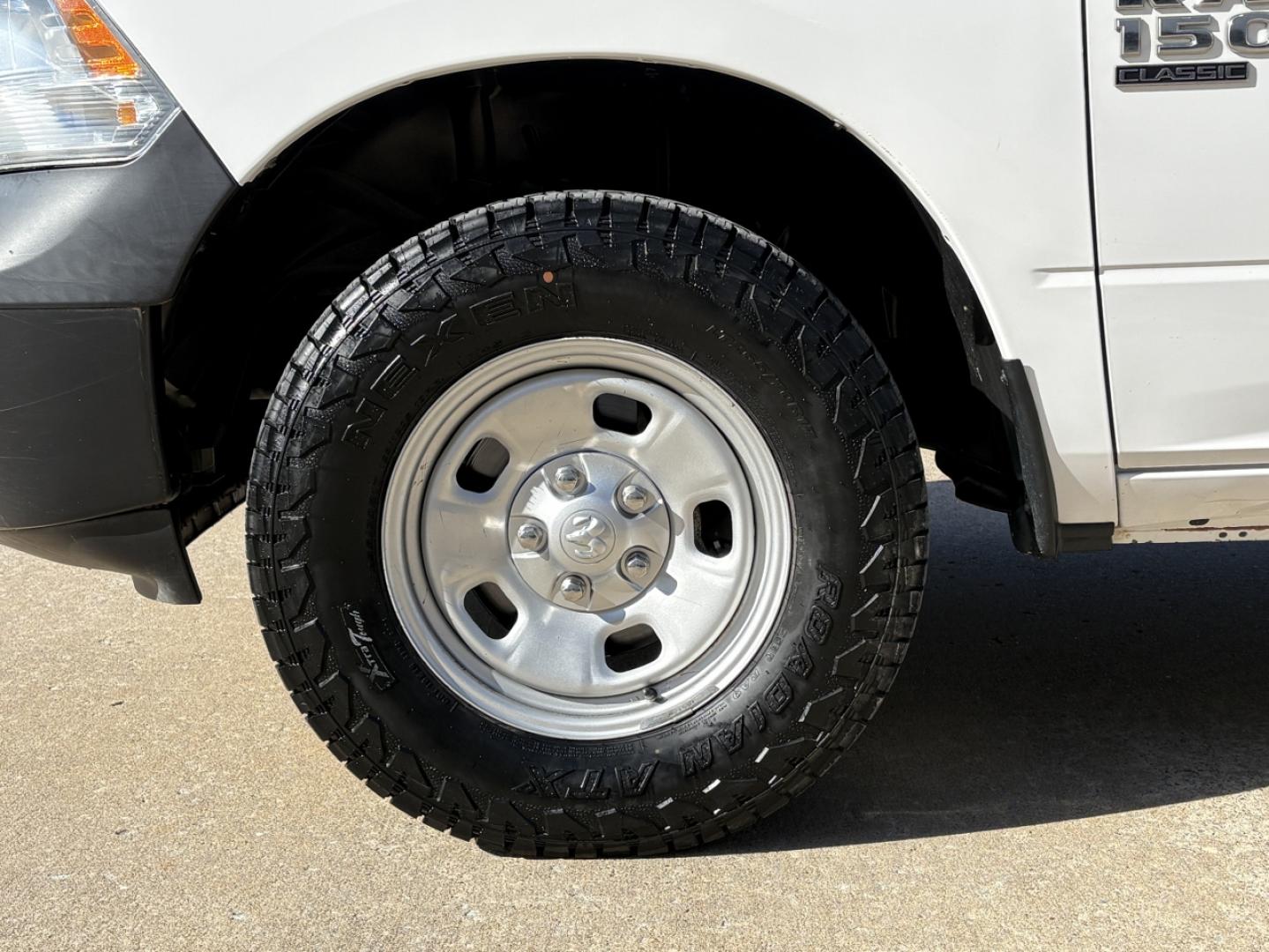 2019 WHITE /Gray RAM 1500 Tradesman Quad Cab 4WD (1C6RR7FG5KS) with an 3.6L V6 engine, Automatic transmission, located at 2990 Old Orchard Rd., Jackson, MO, 63755, 37.354214, -89.612106 - 2019 Ram 1500 Classic Tradesman 1-Owner 104xxx miles 4x4 3.6L V8 Automatic Vinyl Seats Backup Camera Bluetooth Cruise Power Windows/Locks/Mirrors We have financing available and we accept trades! Fill out a credit application on our website or come by today! If you have any questions, gi - Photo#30