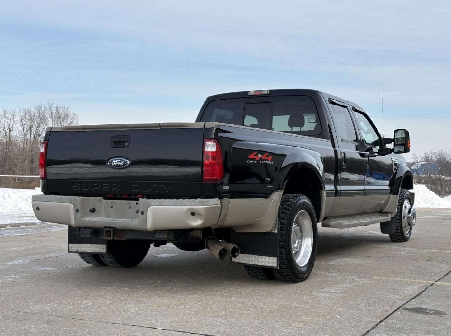 2008 BLACK /Brown Ford F-450 SD King Ranch Crew Cab 4WD (1FTXW43R58E) with an 6.4L V8 TURBO DIESEL engine, Automatic transmission, located at 2990 Old Orchard Rd., Jackson, MO, 63755, 37.354214, -89.612106 - 2008 Ford F-450 Super Duty King Ranch Only 50xxx miles 4x4 6.4L V8 Turbo Diesel Automatic Leather Navigation Rear Entertainment Power/Heated Seats Cruise Power Windows/Locks/Mirrors We have financing available and we accept trades! Fill out a credit application on our website or come by t - Photo#10