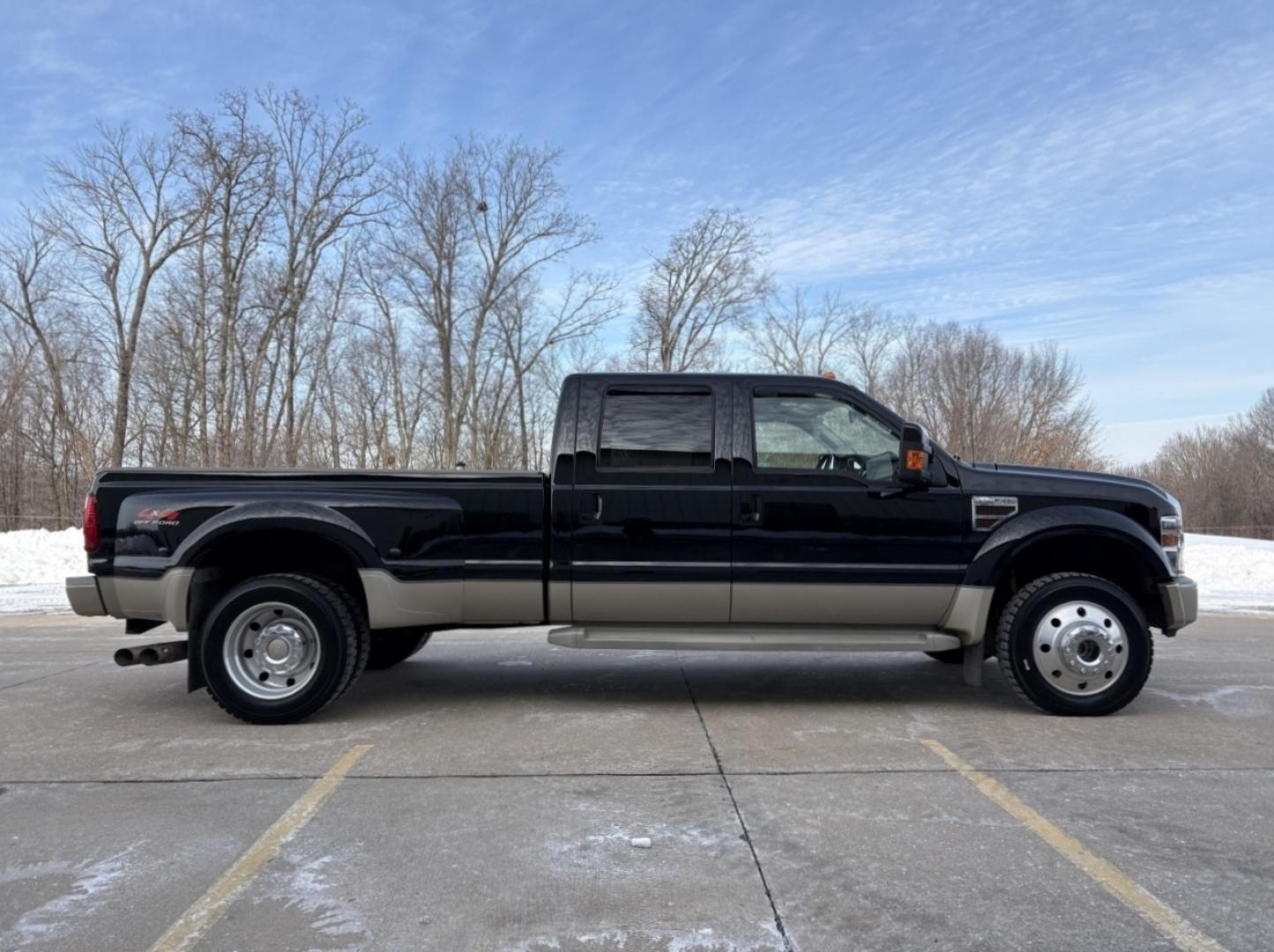 2008 BLACK /Brown Ford F-450 SD King Ranch Crew Cab 4WD (1FTXW43R58E) with an 6.4L V8 TURBO DIESEL engine, Automatic transmission, located at 2990 Old Orchard Rd., Jackson, MO, 63755, 37.354214, -89.612106 - 2008 Ford F-450 Super Duty King Ranch Only 50xxx miles 4x4 6.4L V8 Turbo Diesel Automatic Leather Navigation Rear Entertainment Power/Heated Seats Cruise Power Windows/Locks/Mirrors We have financing available and we accept trades! Fill out a credit application on our website or come by t - Photo#9