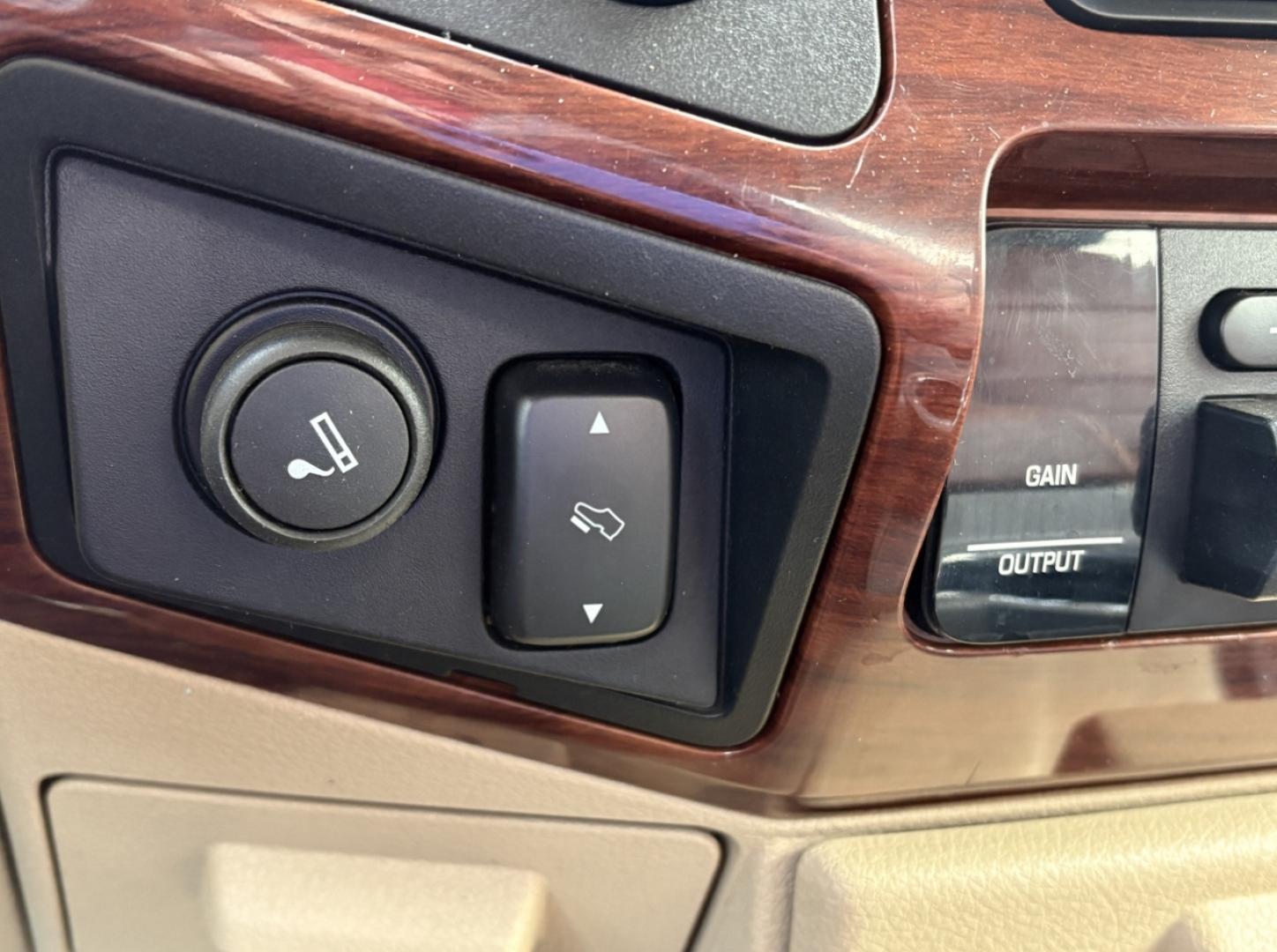 2008 BLACK /Brown Ford F-450 SD King Ranch Crew Cab 4WD (1FTXW43R58E) with an 6.4L V8 TURBO DIESEL engine, Automatic transmission, located at 2990 Old Orchard Rd., Jackson, MO, 63755, 37.354214, -89.612106 - 2008 Ford F-450 Super Duty King Ranch Only 50xxx miles 4x4 6.4L V8 Turbo Diesel Automatic Leather Navigation Rear Entertainment Power/Heated Seats Cruise Power Windows/Locks/Mirrors We have financing available and we accept trades! Fill out a credit application on our website or come by t - Photo#29