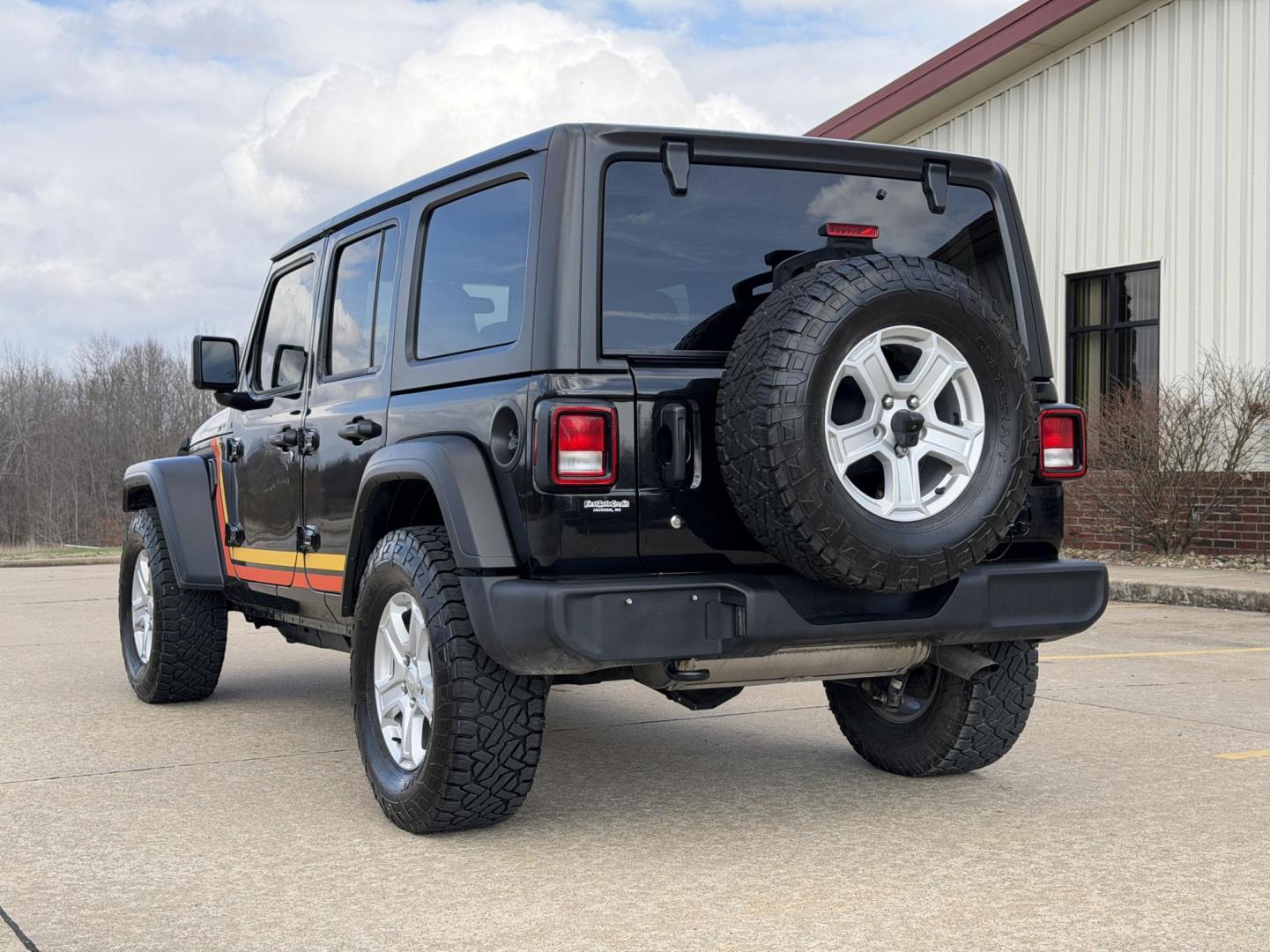 2018 BLACK /Black Jeep Wrangler JK Unlimited Sport (1C4HJXDG2JW) with an 3.6L V6 engine, 6-Speed Manual transmission, located at 2990 Old Orchard Rd., Jackson, MO, 63755, 37.354214, -89.612106 - 2018 Jeep Wrangler Unlimited Sport 51xxx miles 4x4 3.6L V6 Automatic Backup Camera Heated Seats Heated Steering Wheel Bluetooth Cruise Power Windows/Locks/Mirrors We have financing available and we accept trades! Fill out a credit application on our website or come by today! If you have - Photo#9