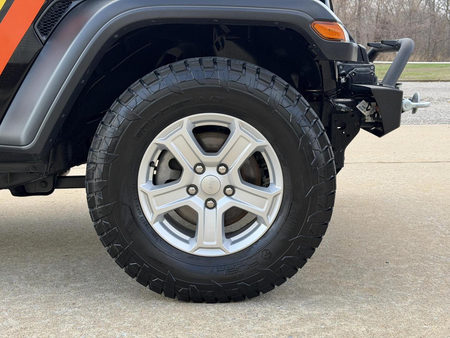 2018 BLACK /Black Jeep Wrangler JK Unlimited Sport (1C4HJXDG2JW) with an 3.6L V6 engine, 6-Speed Manual transmission, located at 2990 Old Orchard Rd., Jackson, MO, 63755, 37.354214, -89.612106 - 2018 Jeep Wrangler Unlimited Sport 51xxx miles 4x4 3.6L V6 Automatic Backup Camera Heated Seats Heated Steering Wheel Bluetooth Cruise Power Windows/Locks/Mirrors We have financing available and we accept trades! Fill out a credit application on our website or come by today! If you have - Photo#39