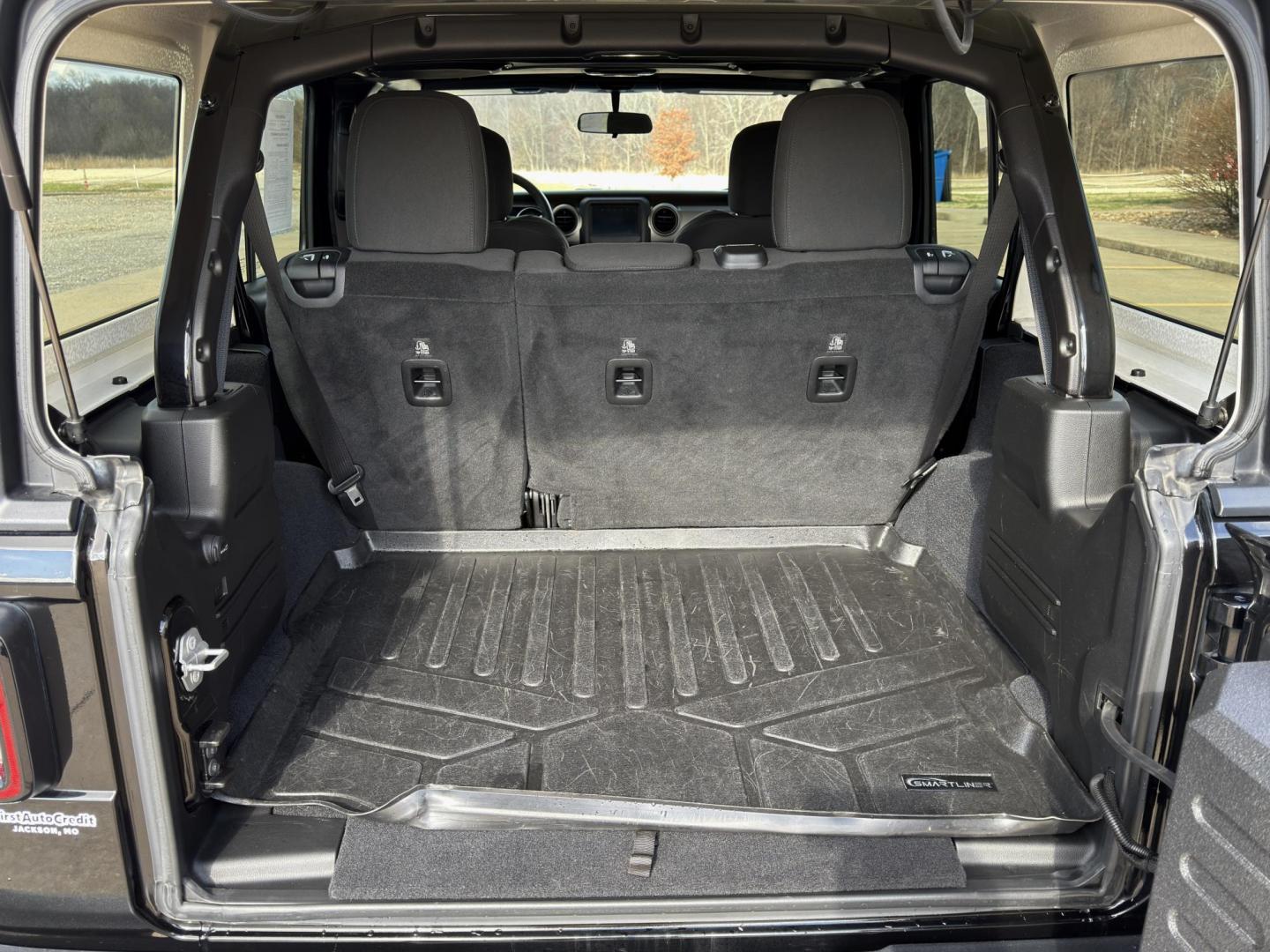 2018 BLACK /Black Jeep Wrangler JK Unlimited Sport (1C4HJXDG2JW) with an 3.6L V6 engine, 6-Speed Manual transmission, located at 2990 Old Orchard Rd., Jackson, MO, 63755, 37.354214, -89.612106 - 2018 Jeep Wrangler Unlimited Sport 51xxx miles 4x4 3.6L V6 Automatic Backup Camera Heated Seats Heated Steering Wheel Bluetooth Cruise Power Windows/Locks/Mirrors We have financing available and we accept trades! Fill out a credit application on our website or come by today! If you have - Photo#19