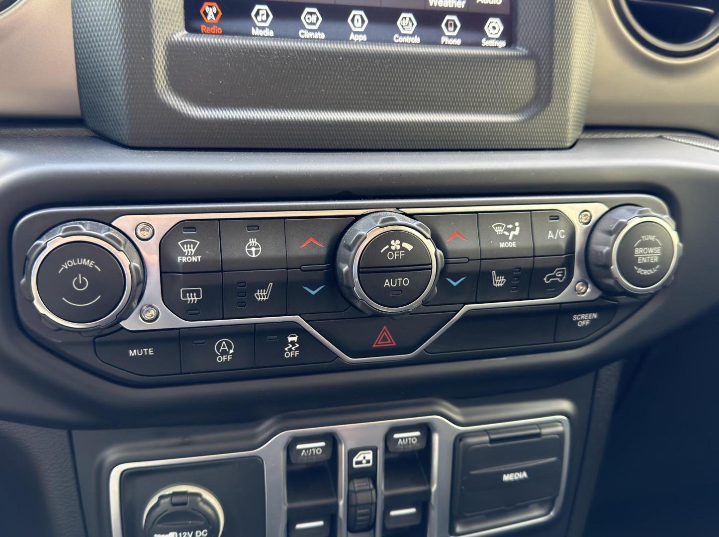 2018 BLACK /Black Jeep Wrangler JK Unlimited Sport (1C4HJXDG2JW) with an 3.6L V6 engine, 6-Speed Manual transmission, located at 2990 Old Orchard Rd., Jackson, MO, 63755, 37.354214, -89.612106 - 2018 Jeep Wrangler Unlimited Sport 51xxx miles 4x4 3.6L V6 Automatic Backup Camera Heated Seats Heated Steering Wheel Bluetooth Cruise Power Windows/Locks/Mirrors We have financing available and we accept trades! Fill out a credit application on our website or come by today! If you have - Photo#27