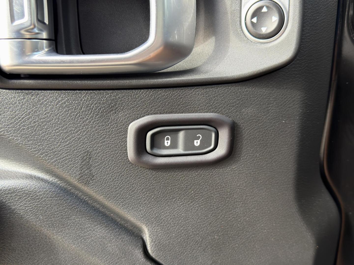 2018 BLACK /Black Jeep Wrangler JK Unlimited Sport (1C4HJXDG2JW) with an 3.6L V6 engine, 6-Speed Manual transmission, located at 2990 Old Orchard Rd., Jackson, MO, 63755, 37.354214, -89.612106 - 2018 Jeep Wrangler Unlimited Sport 51xxx miles 4x4 3.6L V6 Automatic Backup Camera Heated Seats Heated Steering Wheel Bluetooth Cruise Power Windows/Locks/Mirrors We have financing available and we accept trades! Fill out a credit application on our website or come by today! If you have - Photo#29