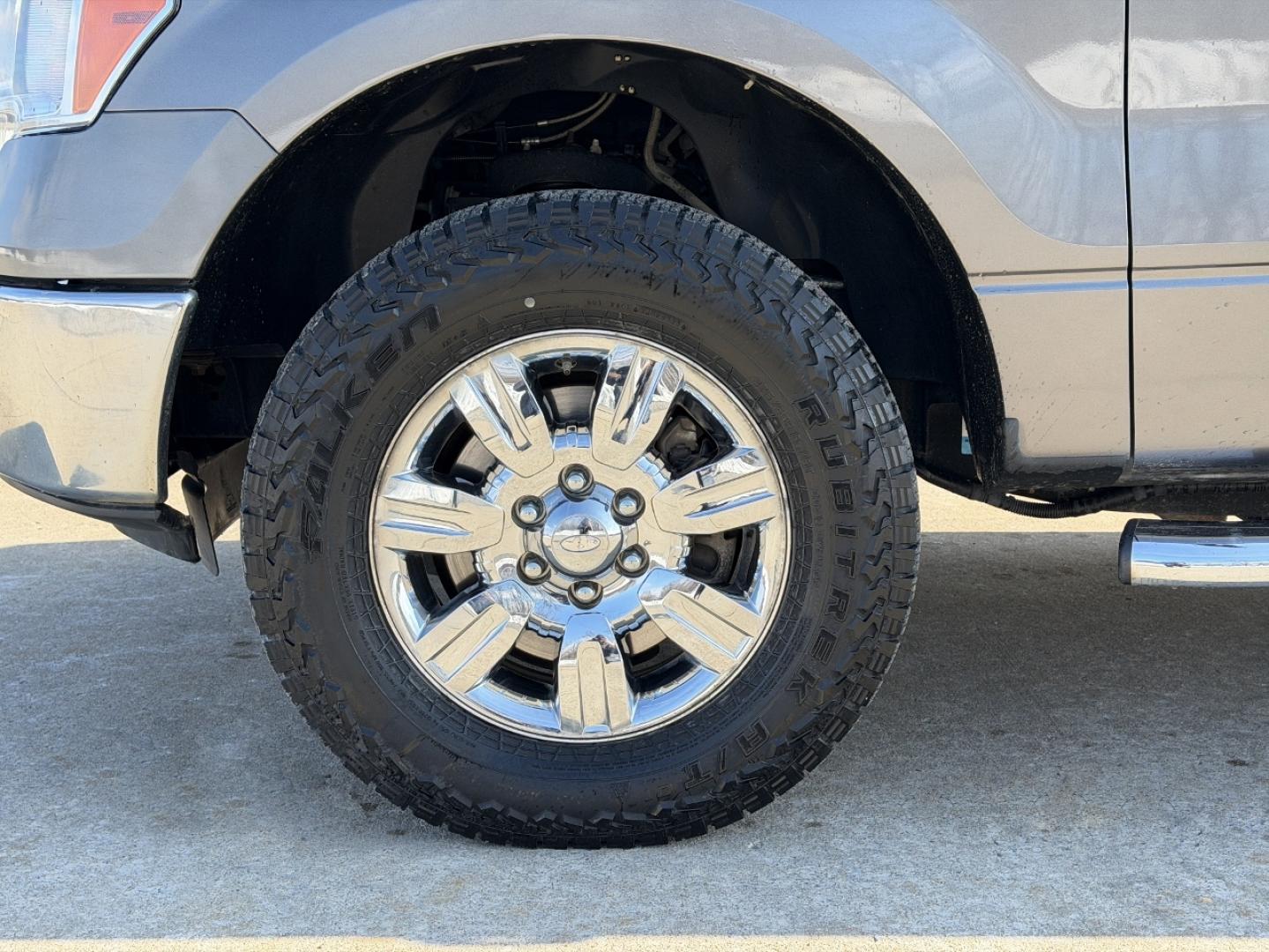 2011 GRAY /Gray Ford F-150 XLT SuperCab 6.5-ft. Bed 4WD (1FTFX1EF5BF) with an 5.0L V8 engine, Automatic transmission, located at 2990 Old Orchard Rd., Jackson, MO, 63755, 37.354214, -89.612106 - 2011 Ford F-150 XLT 149xxx miles 4x4 5.0L V8 Automatic Power Driver Seat Cruise Power Windows/Locks/Mirrors We have financing available and we accept trades! Fill out a credit application on our website or come by today! If you have any questions, give us a call at (573) 204-7777 or visit o - Photo#33
