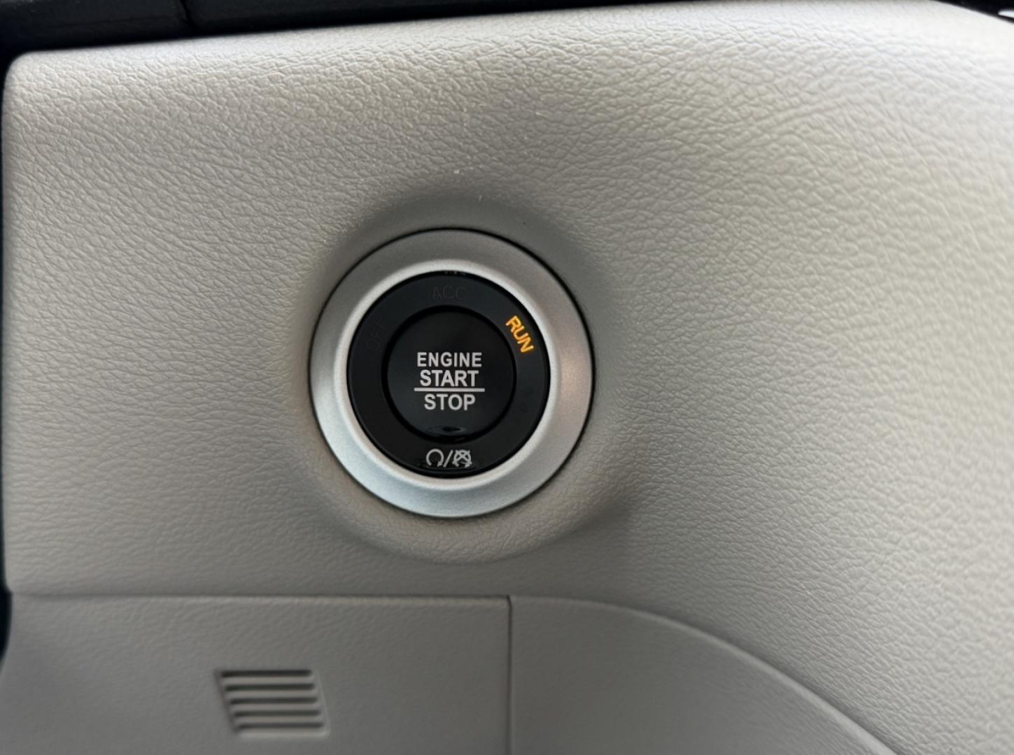 2022 WHITE /Black Chrysler Voyager LX (2C4RC1CG2NR) with an 3.6L V6 engine, Automatic transmission, located at 2990 Old Orchard Rd., Jackson, MO, 63755, 37.354214, -89.612106 - 2022 Chrysler Voyager LX 1-Owner 128xxx miles Front Wheel Drive 3.6L V6 Automatic 3rd Row Stow 'N Go Navigation Backup Camera Power Driver Seat Heated Seats Bluetooth Remote Start Cruise Power Windows/Locks/Mirrors We have financing available and we accept trades! Fill out a credit a - Photo#28