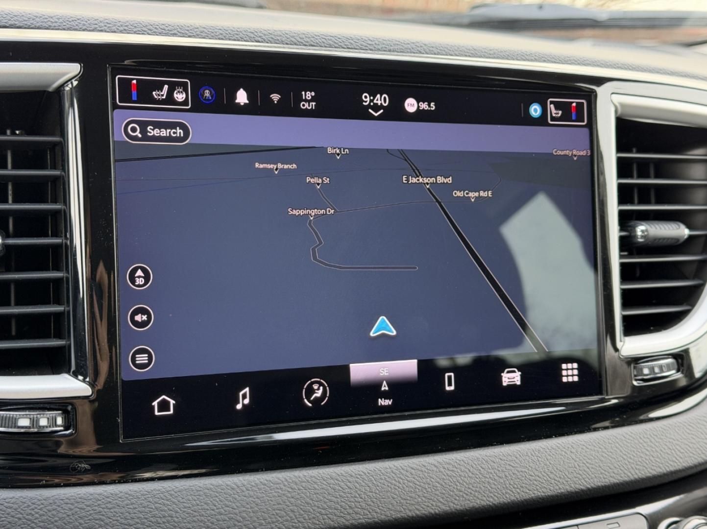 2022 WHITE /Black Chrysler Voyager LX (2C4RC1CG2NR) with an 3.6L V6 engine, Automatic transmission, located at 2990 Old Orchard Rd., Jackson, MO, 63755, 37.354214, -89.612106 - 2022 Chrysler Voyager LX 1-Owner 128xxx miles Front Wheel Drive 3.6L V6 Automatic 3rd Row Stow 'N Go Navigation Backup Camera Power Driver Seat Heated Seats Bluetooth Remote Start Cruise Power Windows/Locks/Mirrors We have financing available and we accept trades! Fill out a credit a - Photo#2