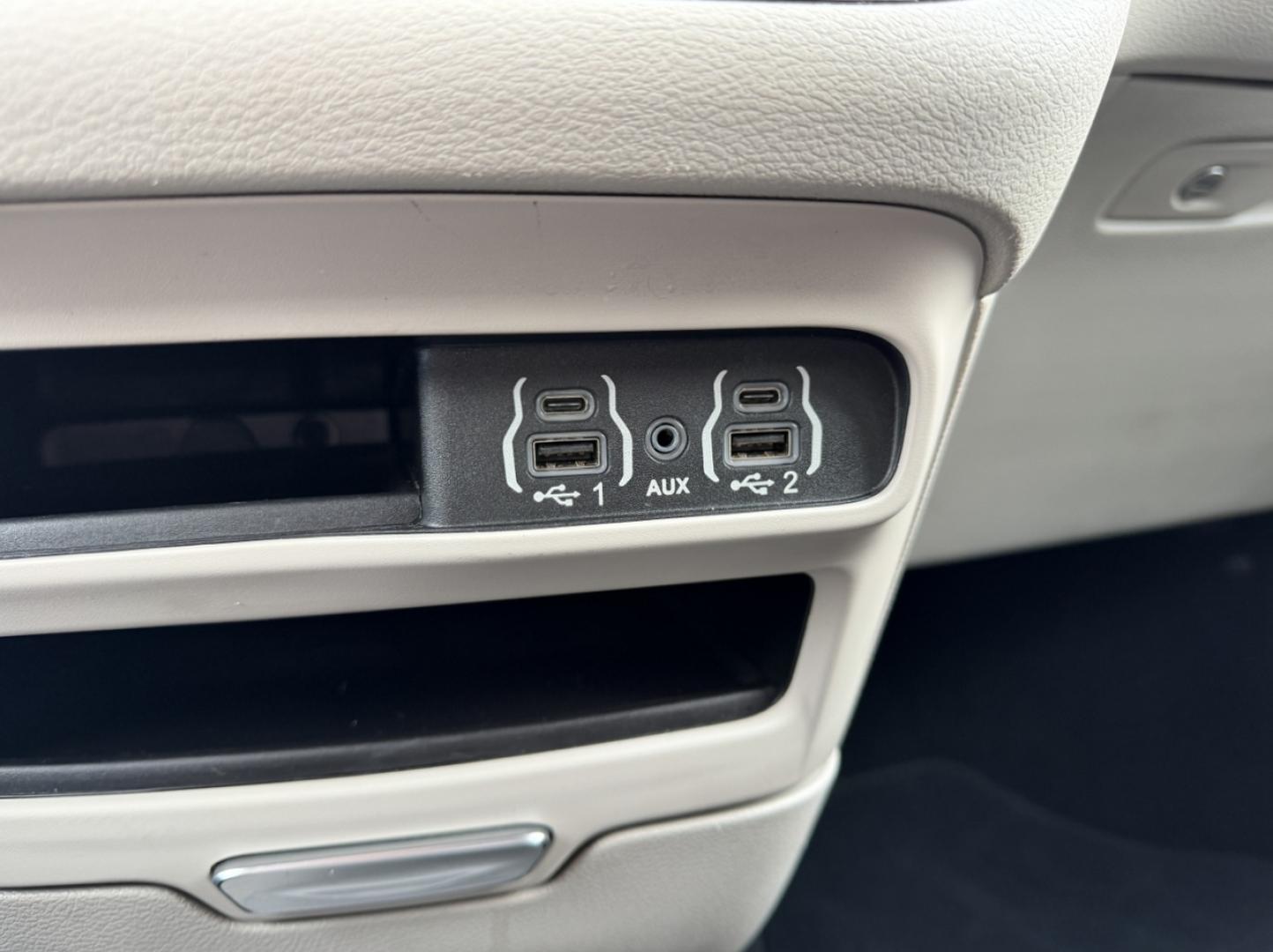 2022 WHITE /Black Chrysler Voyager LX (2C4RC1CG2NR) with an 3.6L V6 engine, Automatic transmission, located at 2990 Old Orchard Rd., Jackson, MO, 63755, 37.354214, -89.612106 - 2022 Chrysler Voyager LX 1-Owner 128xxx miles Front Wheel Drive 3.6L V6 Automatic 3rd Row Stow 'N Go Navigation Backup Camera Power Driver Seat Heated Seats Bluetooth Remote Start Cruise Power Windows/Locks/Mirrors We have financing available and we accept trades! Fill out a credit a - Photo#31