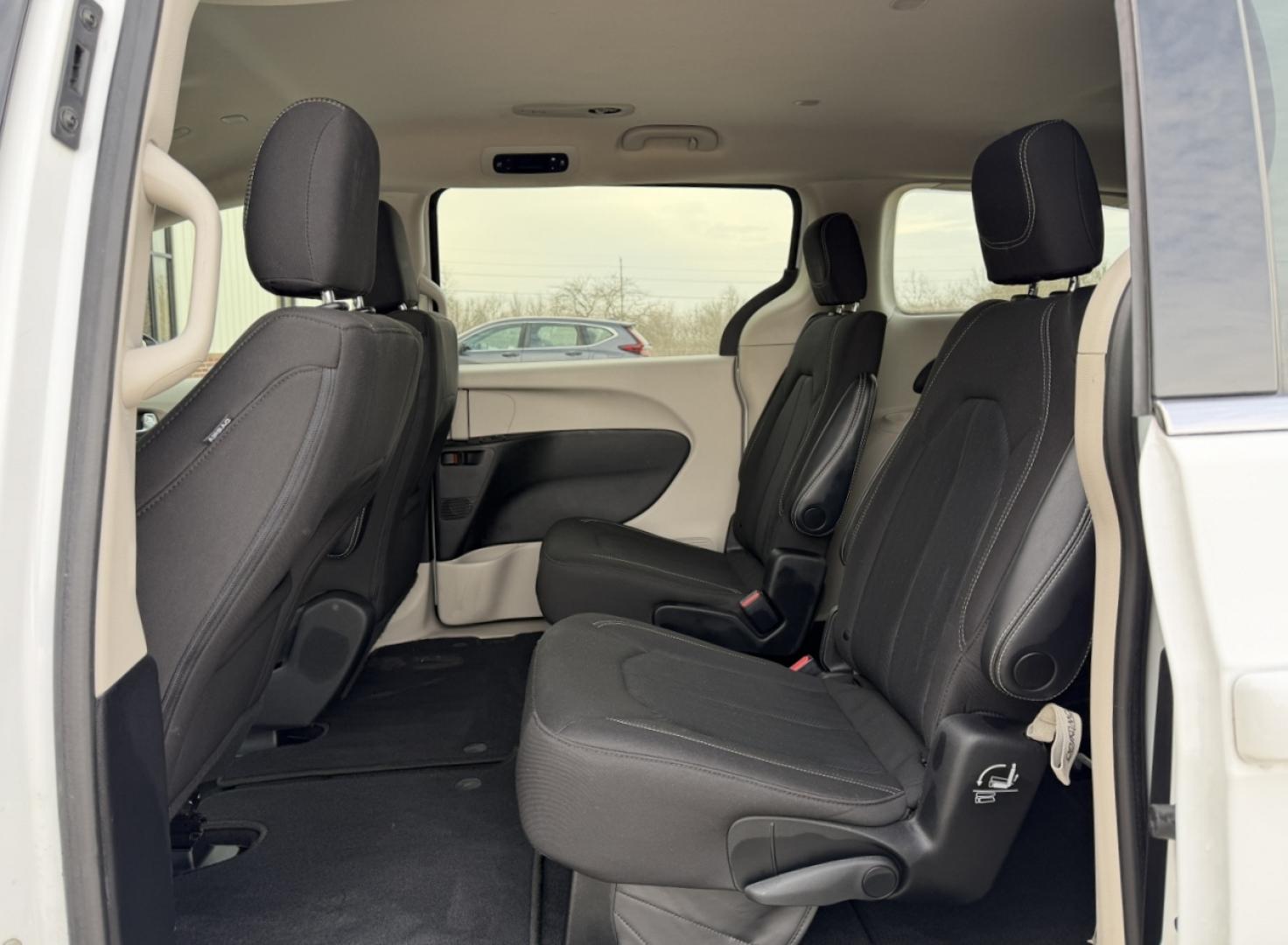 2022 WHITE /Black Chrysler Voyager LX (2C4RC1CG2NR) with an 3.6L V6 engine, Automatic transmission, located at 2990 Old Orchard Rd., Jackson, MO, 63755, 37.354214, -89.612106 - 2022 Chrysler Voyager LX 1-Owner 128xxx miles Front Wheel Drive 3.6L V6 Automatic 3rd Row Stow 'N Go Navigation Backup Camera Power Driver Seat Heated Seats Bluetooth Remote Start Cruise Power Windows/Locks/Mirrors We have financing available and we accept trades! Fill out a credit a - Photo#19