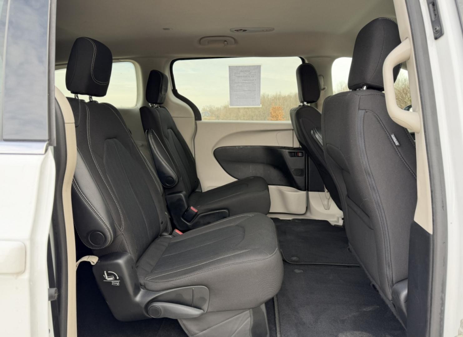 2022 WHITE /Black Chrysler Voyager LX (2C4RC1CG2NR) with an 3.6L V6 engine, Automatic transmission, located at 2990 Old Orchard Rd., Jackson, MO, 63755, 37.354214, -89.612106 - 2022 Chrysler Voyager LX 1-Owner 128xxx miles Front Wheel Drive 3.6L V6 Automatic 3rd Row Stow 'N Go Navigation Backup Camera Power Driver Seat Heated Seats Bluetooth Remote Start Cruise Power Windows/Locks/Mirrors We have financing available and we accept trades! Fill out a credit a - Photo#20