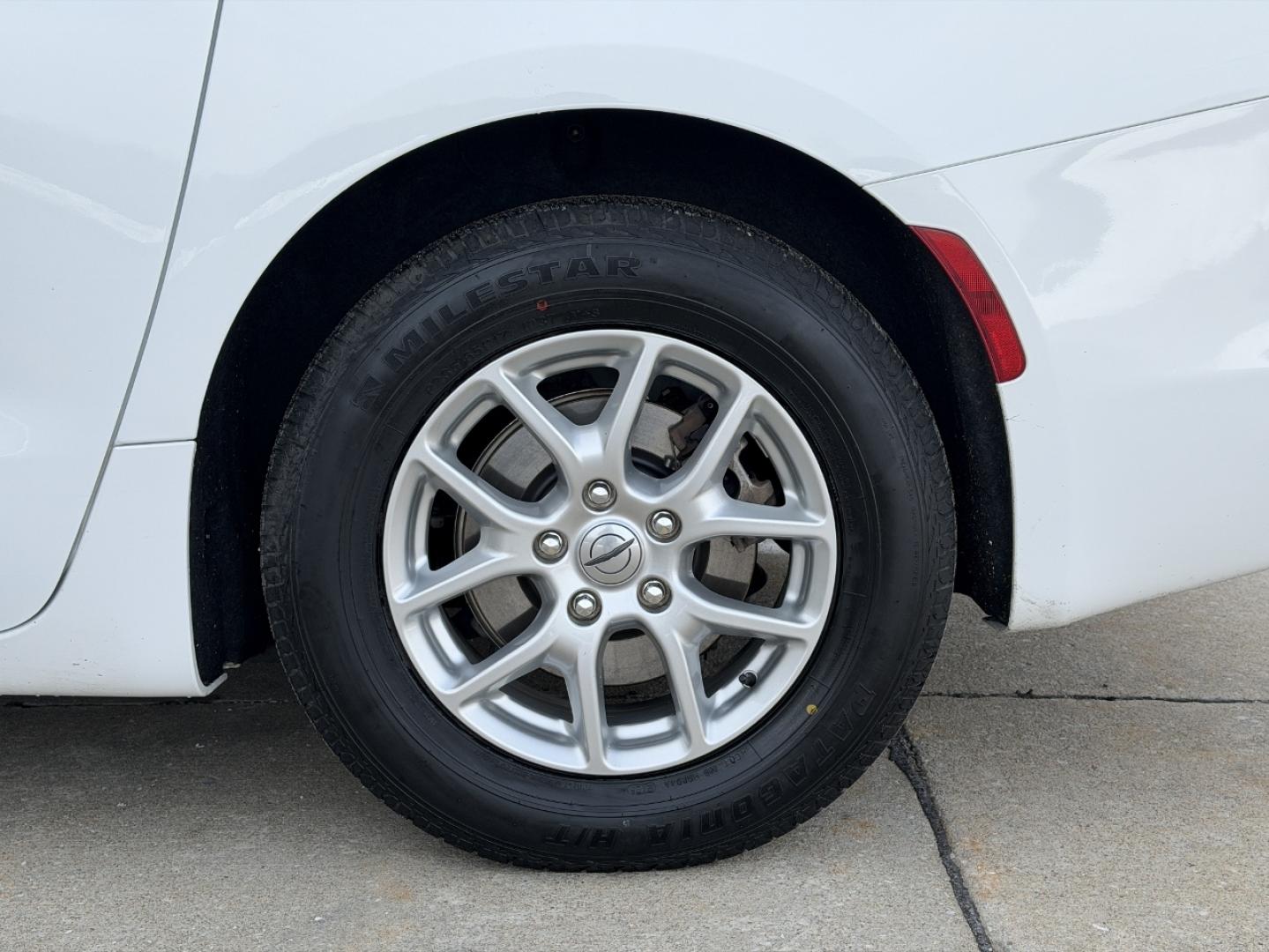 2022 WHITE /Black Chrysler Voyager LX (2C4RC1CG2NR) with an 3.6L V6 engine, Automatic transmission, located at 2990 Old Orchard Rd., Jackson, MO, 63755, 37.354214, -89.612106 - 2022 Chrysler Voyager LX 1-Owner 128xxx miles Front Wheel Drive 3.6L V6 Automatic 3rd Row Stow 'N Go Navigation Backup Camera Power Driver Seat Heated Seats Bluetooth Remote Start Cruise Power Windows/Locks/Mirrors We have financing available and we accept trades! Fill out a credit a - Photo#42