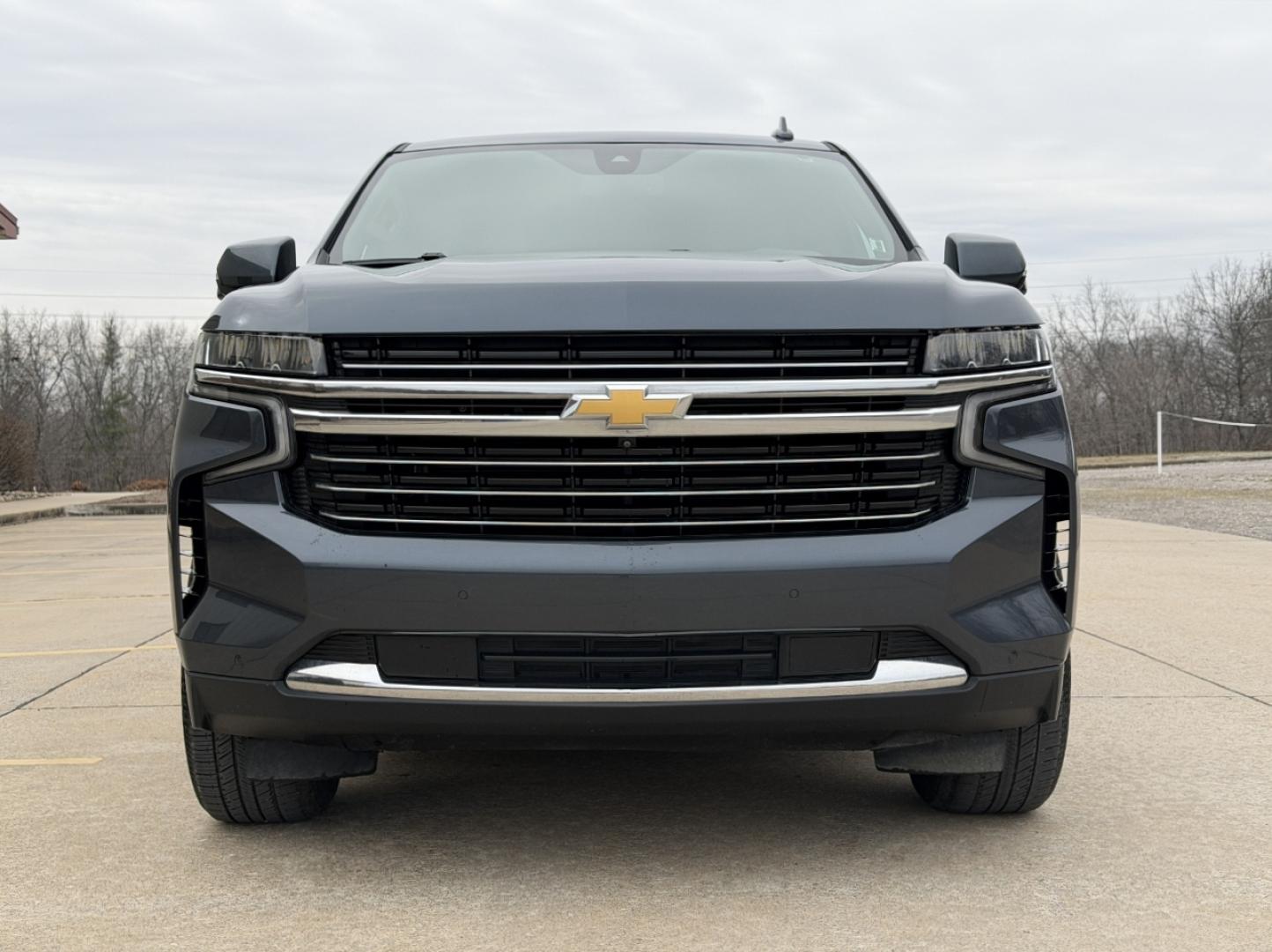 2021 GRAY /Tan Chevrolet Tahoe LT 4WD (1GNSKNKD0MR) with an 5.3L V8 engine, Automatic transmission, located at 2990 Old Orchard Rd., Jackson, MO, 63755, 37.354214, -89.612106 - 2021 Chevrolet Tahoe 1500 LT 105xxx miles 4 Whee Drive 5.3L V8 Automatic Leather 3rd Row Backup Camera Power/Heated Seats Heated Rear Seats Heated Steering Wheel Sunroof Bluetooth Remote Start Cruise Power Windows/Locks/Mirrors We have financing available and we accept trades! Fill o - Photo#16