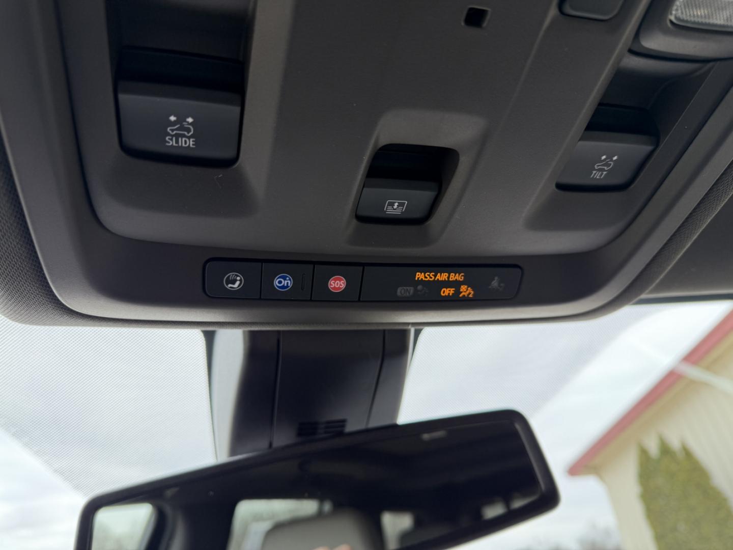 2021 GRAY /Tan Chevrolet Tahoe LT 4WD (1GNSKNKD0MR) with an 5.3L V8 engine, Automatic transmission, located at 2990 Old Orchard Rd., Jackson, MO, 63755, 37.354214, -89.612106 - 2021 Chevrolet Tahoe 1500 LT 105xxx miles 4 Whee Drive 5.3L V8 Automatic Leather 3rd Row Backup Camera Power/Heated Seats Heated Rear Seats Heated Steering Wheel Sunroof Bluetooth Remote Start Cruise Power Windows/Locks/Mirrors We have financing available and we accept trades! Fill o - Photo#37