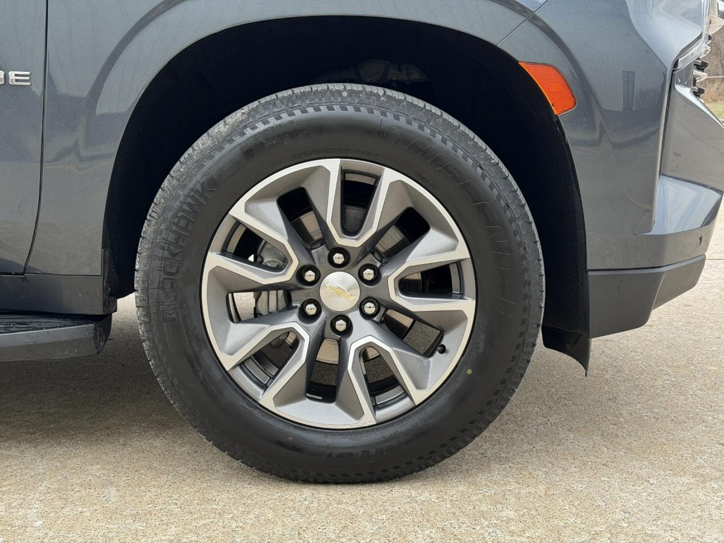 2021 GRAY /Tan Chevrolet Tahoe LT 4WD (1GNSKNKD0MR) with an 5.3L V8 engine, Automatic transmission, located at 2990 Old Orchard Rd., Jackson, MO, 63755, 37.354214, -89.612106 - 2021 Chevrolet Tahoe 1500 LT 105xxx miles 4 Whee Drive 5.3L V8 Automatic Leather 3rd Row Backup Camera Power/Heated Seats Heated Rear Seats Heated Steering Wheel Sunroof Bluetooth Remote Start Cruise Power Windows/Locks/Mirrors We have financing available and we accept trades! Fill o - Photo#46