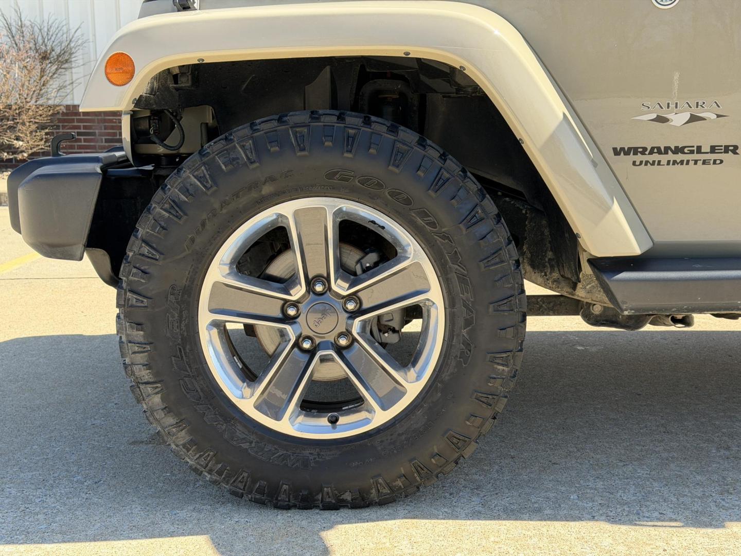 2017 TAN /Black Jeep Wrangler Unlimited Sahara 4WD (1C4BJWEG8HL) with an 3.6L V6 engine, Automatic transmission, located at 2990 Old Orchard Rd., Jackson, MO, 63755, 37.354214, -89.612106 - 2017 Jeep Wrangler Unlimited Sahara 117xxx miles 4x4 3.6L V6 Automatic Cruise Power Windows/Locks/Mirrors We have financing available and we accept trades! Fill out a credit application on our website or come by today! If you have any questions, give us a call at (573) 204-7777 or visit our - Photo#30