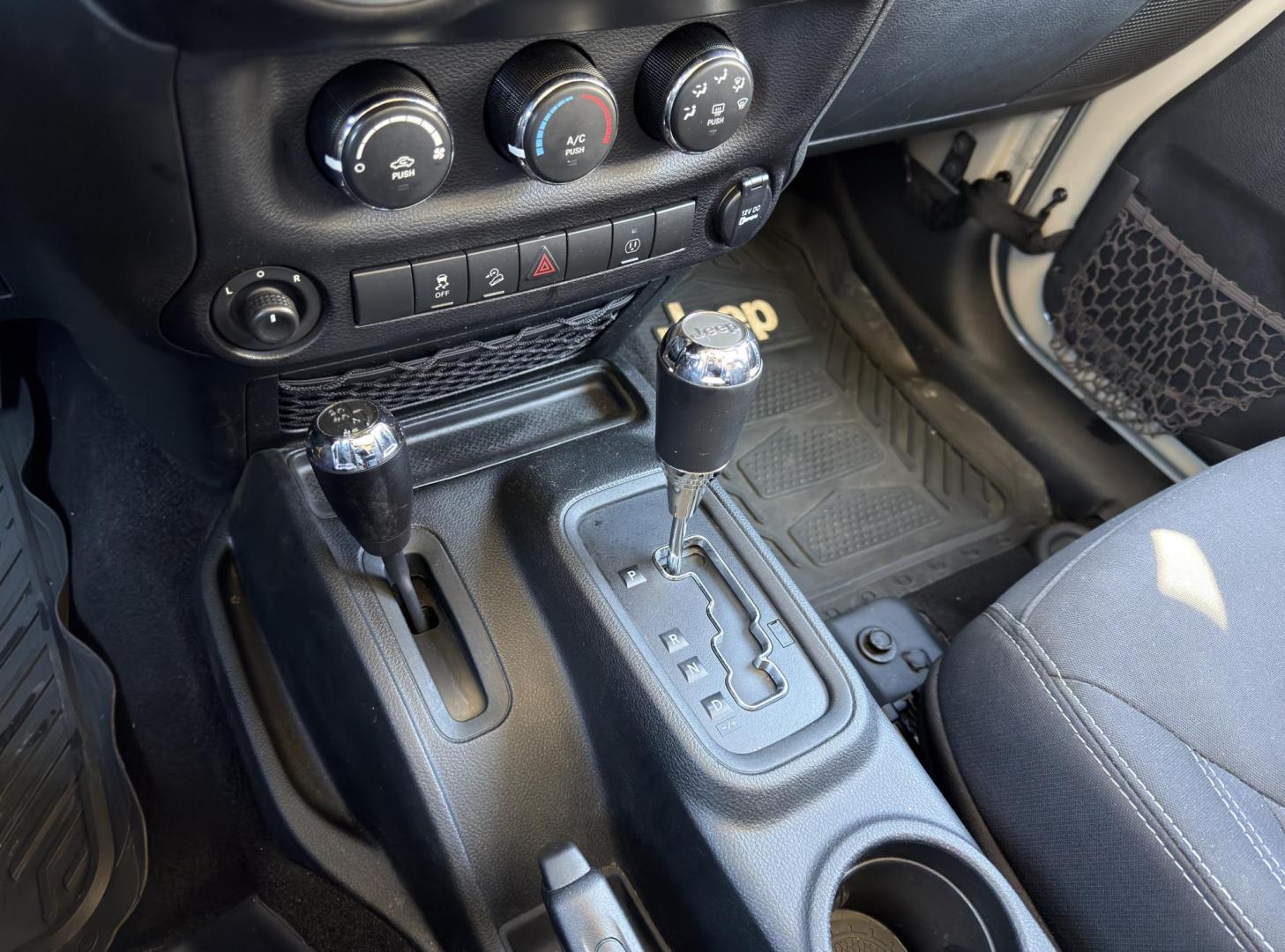 2017 TAN /Black Jeep Wrangler Unlimited Sahara 4WD (1C4BJWEG8HL) with an 3.6L V6 engine, Automatic transmission, located at 2990 Old Orchard Rd., Jackson, MO, 63755, 37.354214, -89.612106 - 2017 Jeep Wrangler Unlimited Sahara 117xxx miles 4x4 3.6L V6 Automatic Cruise Power Windows/Locks/Mirrors We have financing available and we accept trades! Fill out a credit application on our website or come by today! If you have any questions, give us a call at (573) 204-7777 or visit our - Photo#21