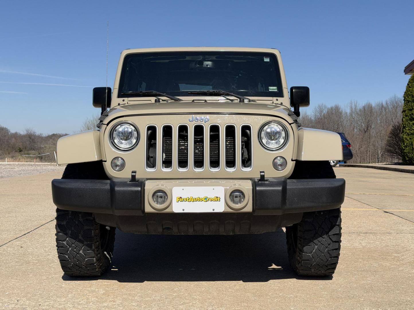 2017 TAN /Black Jeep Wrangler Unlimited Sahara 4WD (1C4BJWEG8HL) with an 3.6L V6 engine, Automatic transmission, located at 2990 Old Orchard Rd., Jackson, MO, 63755, 37.354214, -89.612106 - 2017 Jeep Wrangler Unlimited Sahara 117xxx miles 4x4 3.6L V6 Automatic Cruise Power Windows/Locks/Mirrors We have financing available and we accept trades! Fill out a credit application on our website or come by today! If you have any questions, give us a call at (573) 204-7777 or visit our - Photo#9